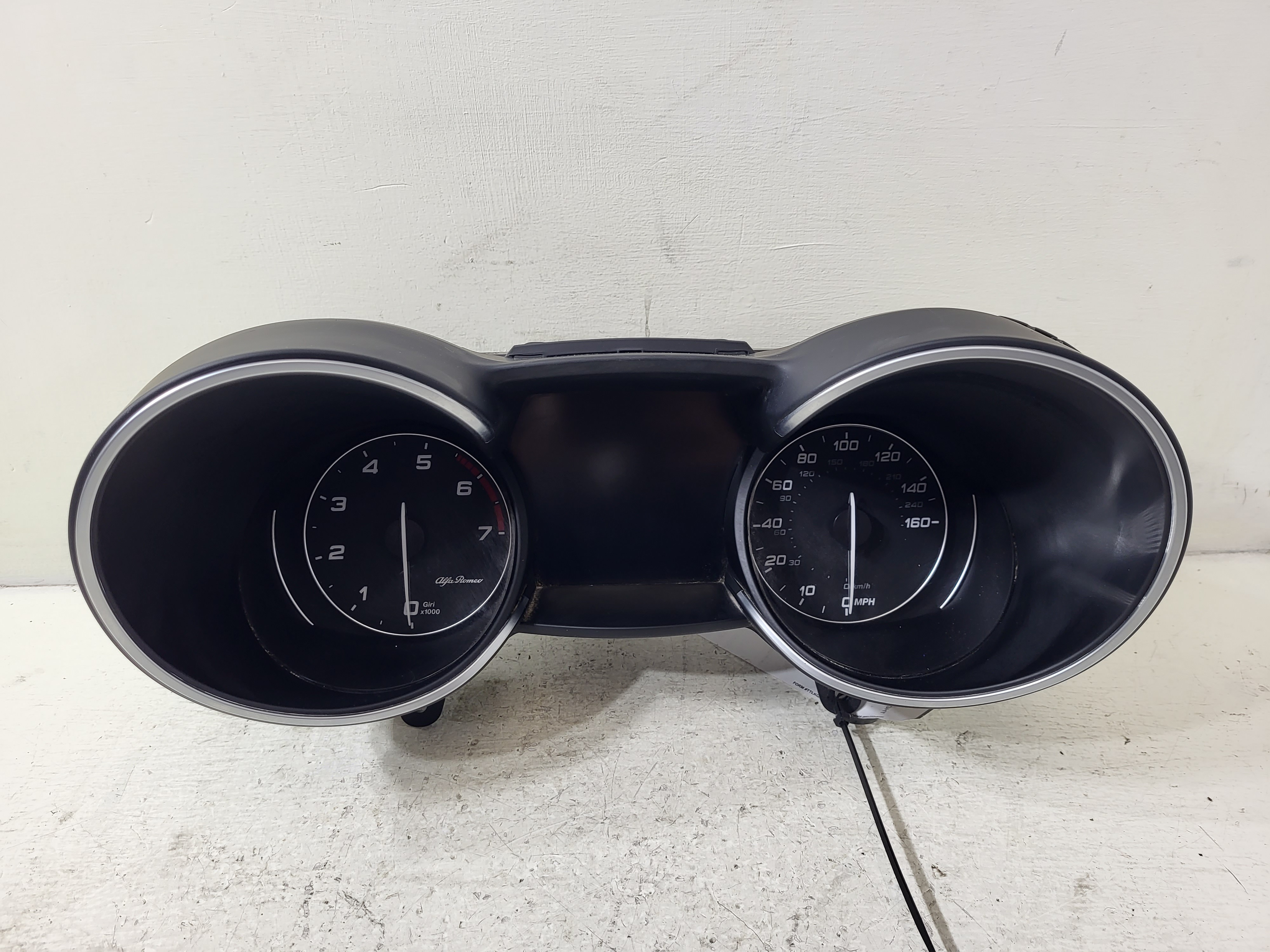 Pre-Owned 2018-2019 Alfa Romeo Stelvio Speedometer Speedo Cluster 48k Miles OEM LKQ (Good)