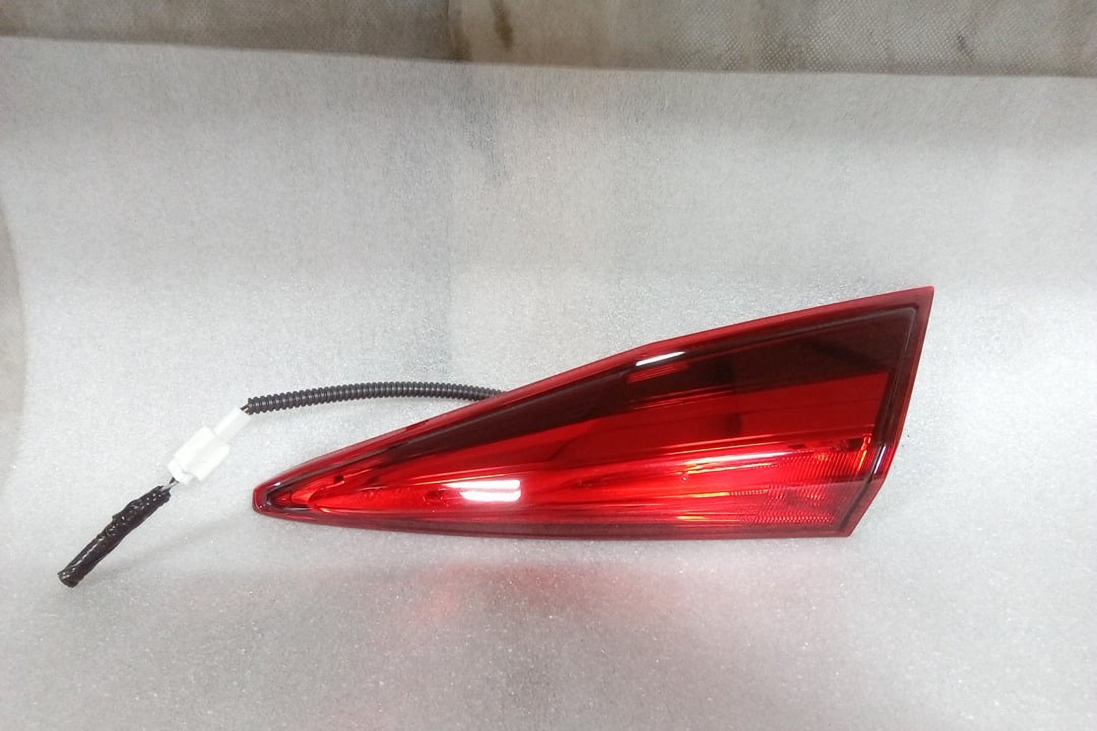 Pre-Owned 2020 Honda Civic Sedan Passenger Side Lid Mounted Tail Lamp OEM LKQ (Good)
