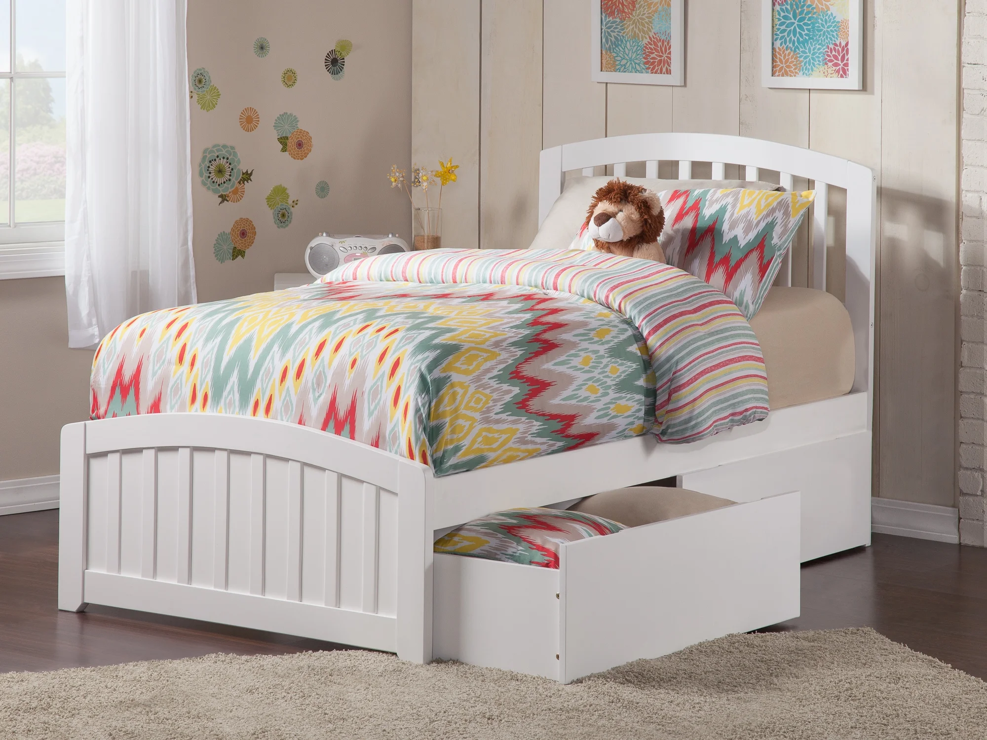 Richmond Twin Platform Bed with Matching Foot Board with 2 Urban Bed Drawers in White