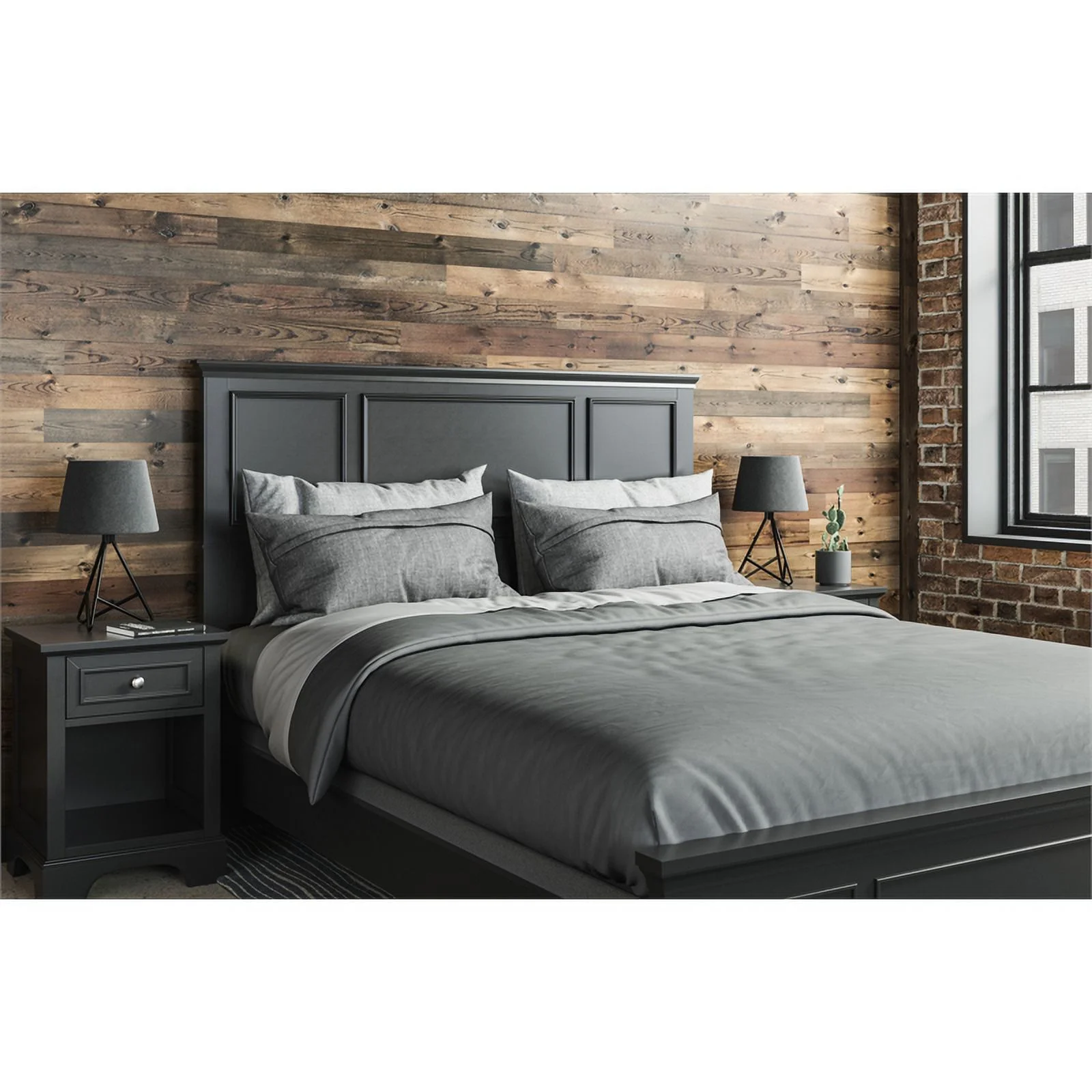 Pemberly Row Traditional styled Wood Queen Bed in Black Finish