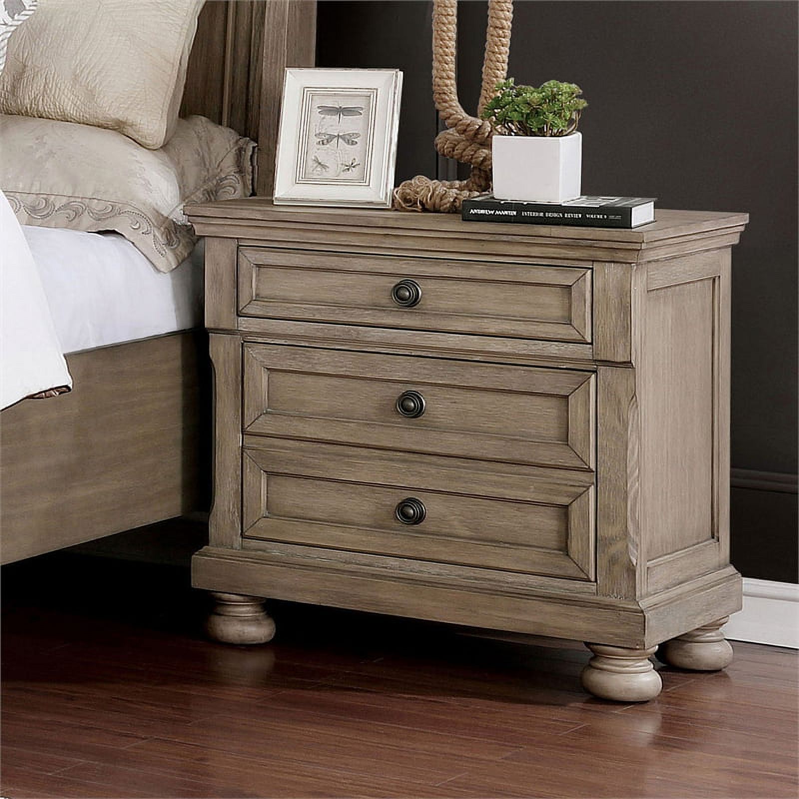 FOA Frigga 3-Piece Gray Wood Bedroom Set - King + Nightstand + Dresser