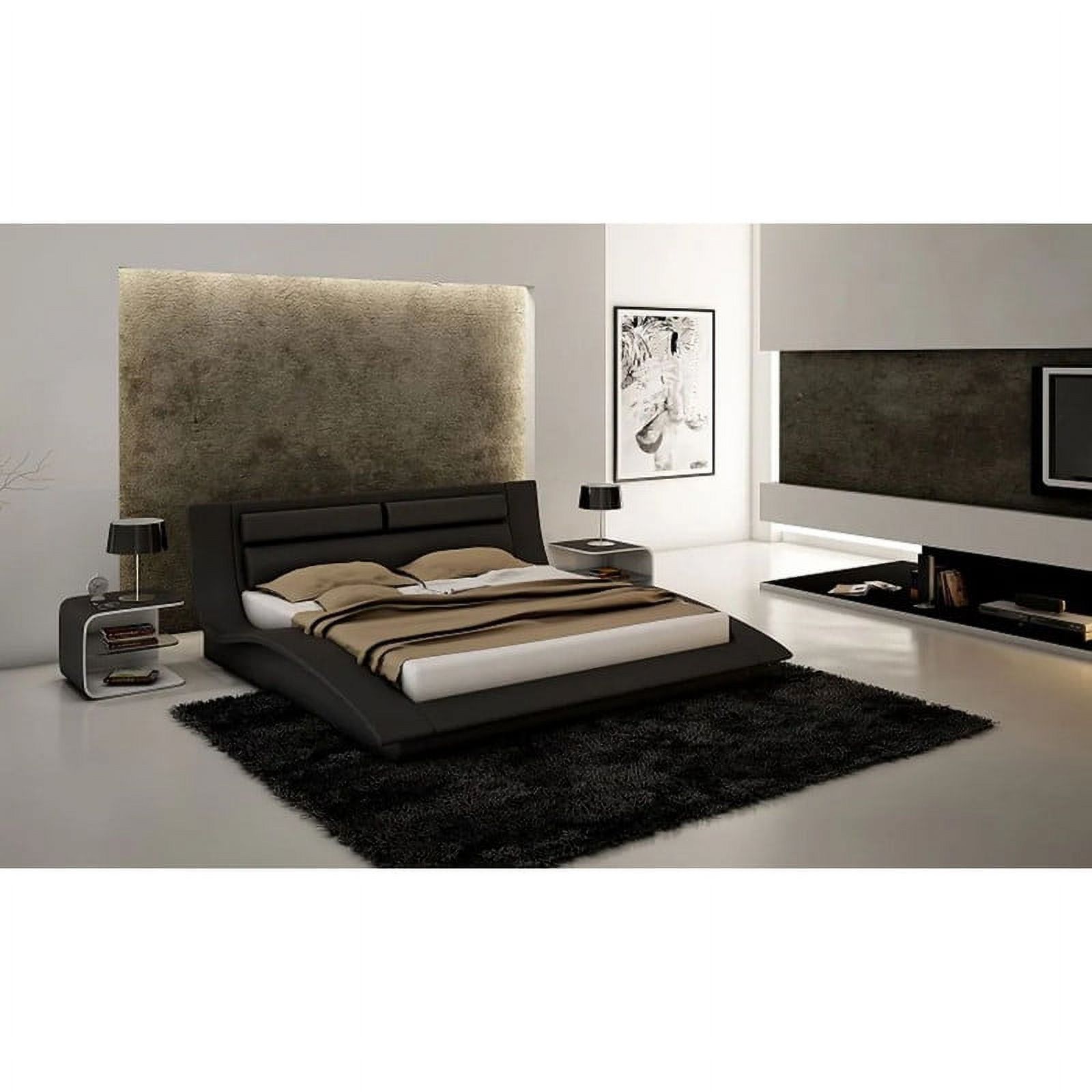 Wave Modern 3-Piece Bedroom Set, Black, Queen Size Bed