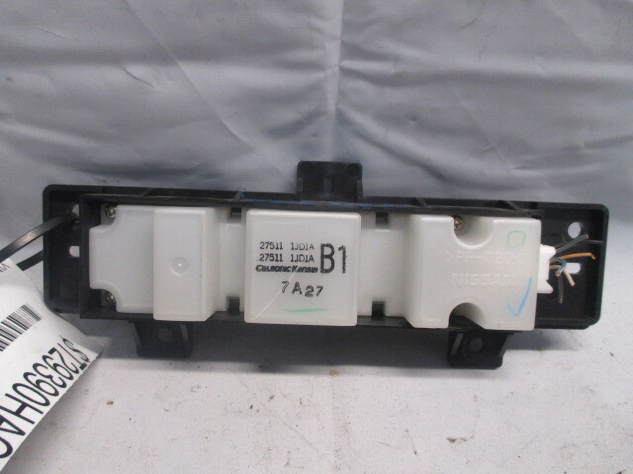 Pre-Owned 2017 2018 2019 2020 Nissan Armada AC Heater Temperature Control Unit OEM (Good)