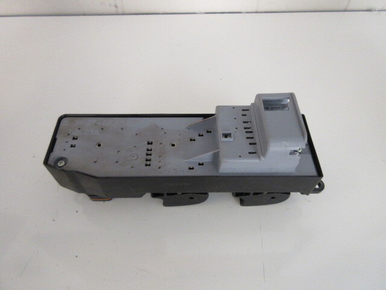 Pre-Owned 2004-2010 Toyota Sienna Driver Master Window Switch OEM LKQ (Good)