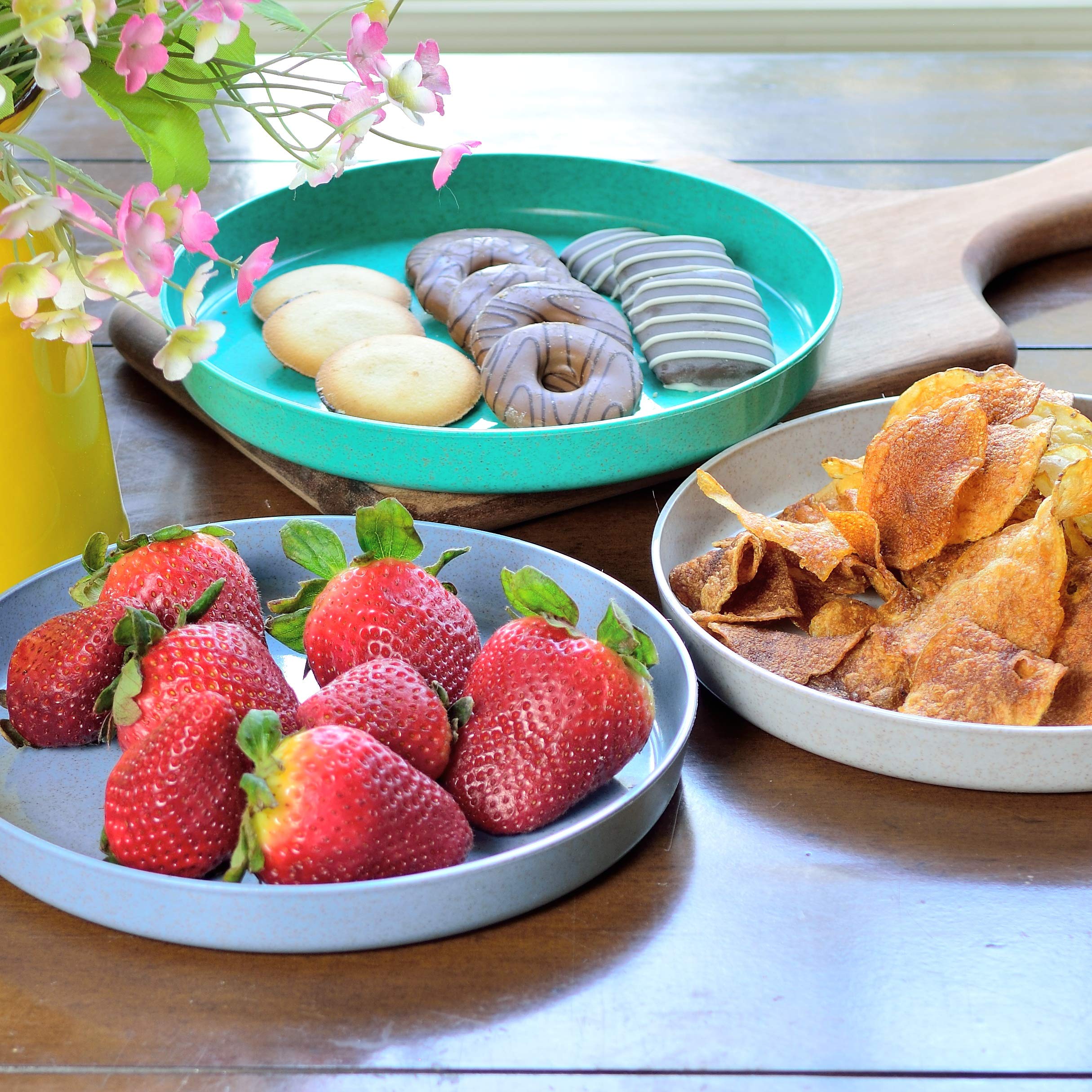 Youngever Bamboo Plastic Kids Dinnerware Set (5pcs Plates)