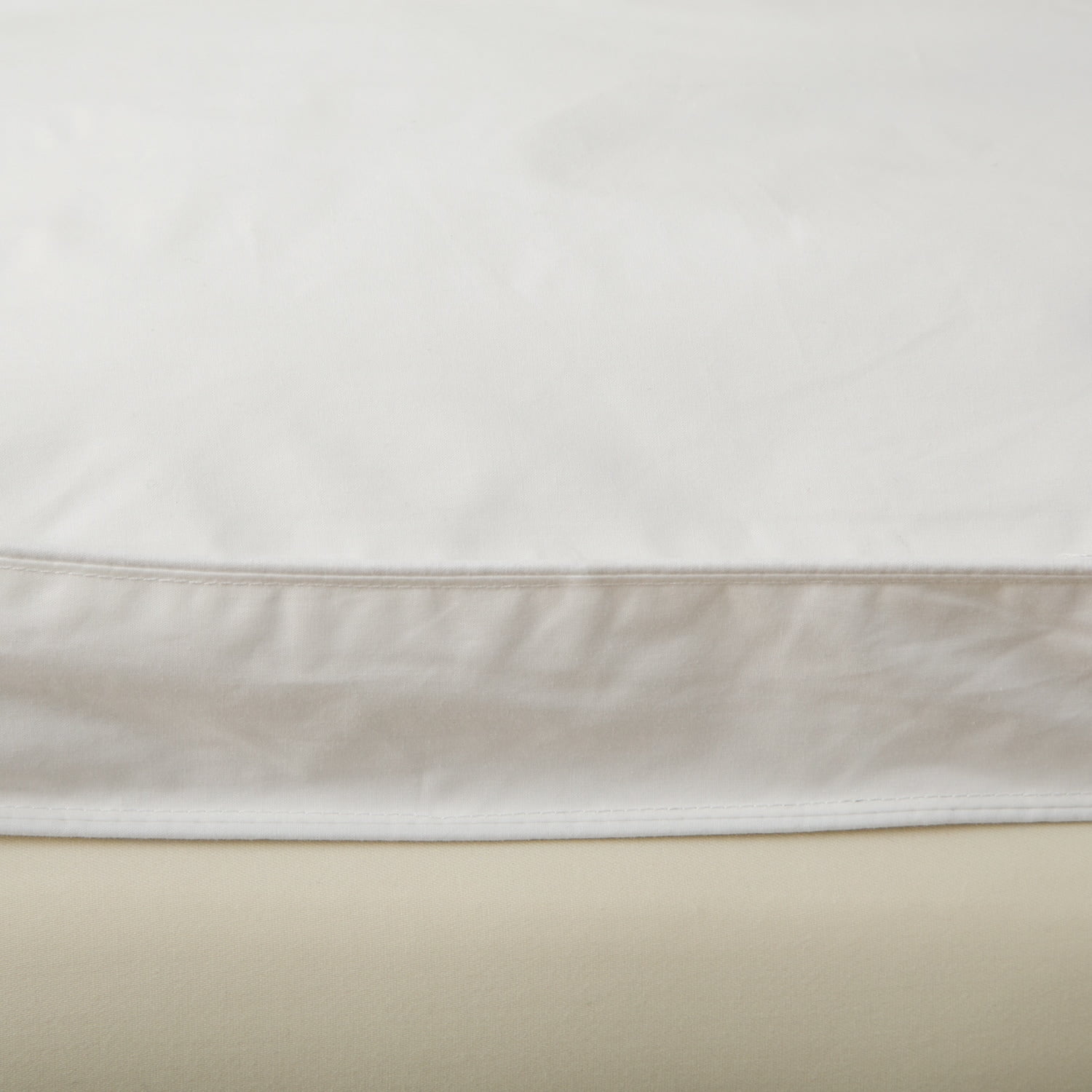 Grandeur Collection 233 Thread Count Cotton Fiber Bed by  White Twin XL