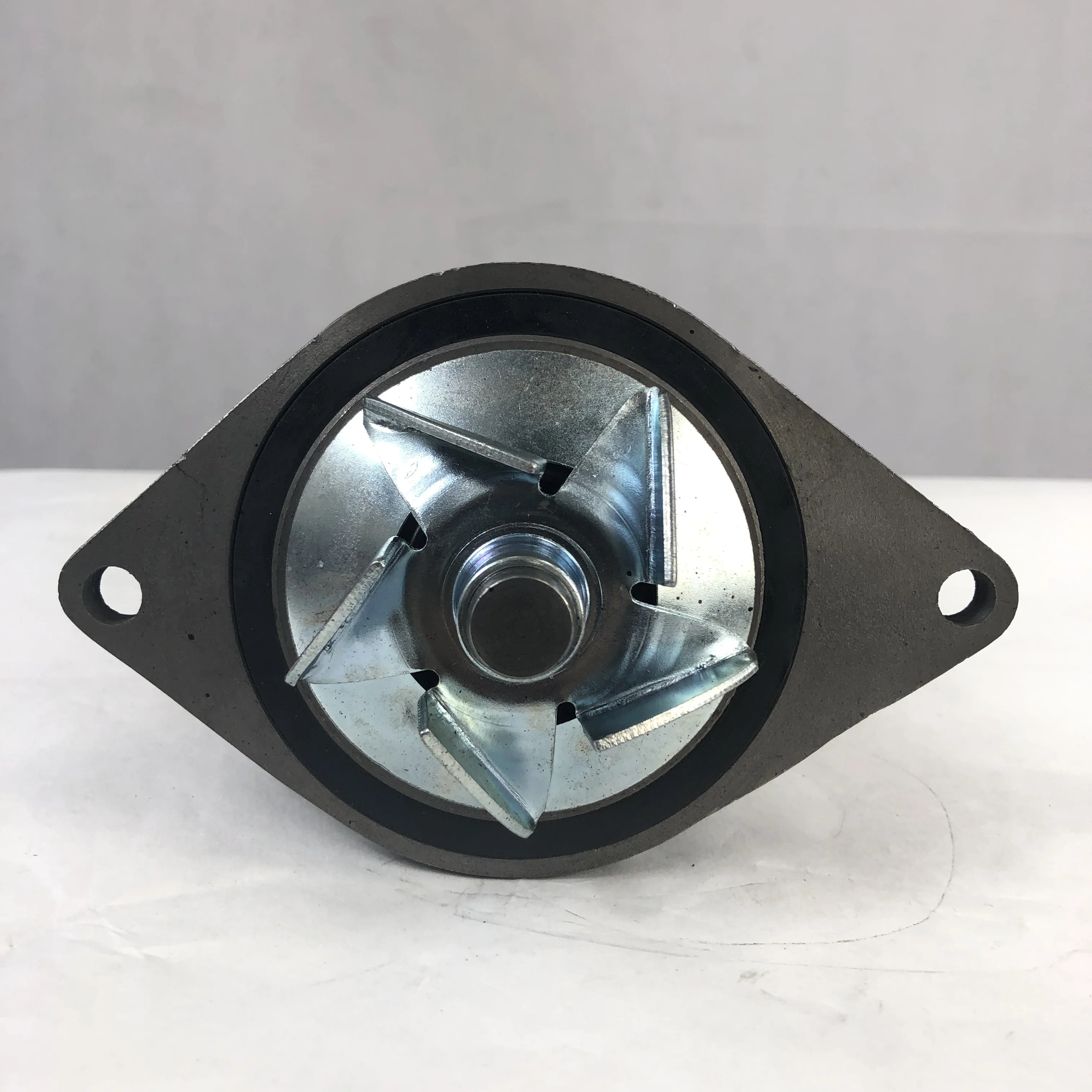 For 1998-2009 Dodge Ram 2500 3500 FORD F650 F750 5.9L L6 CUMMINS DIESEL Water Pump