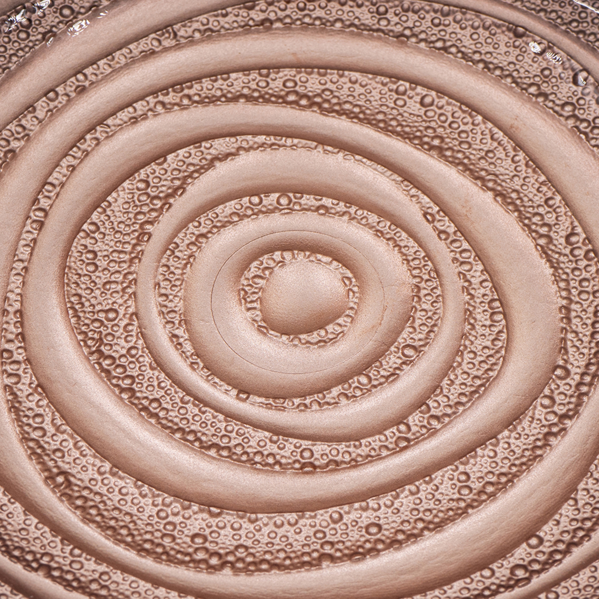 CC Home Furnishings Swirl Glass Charger - 15.75