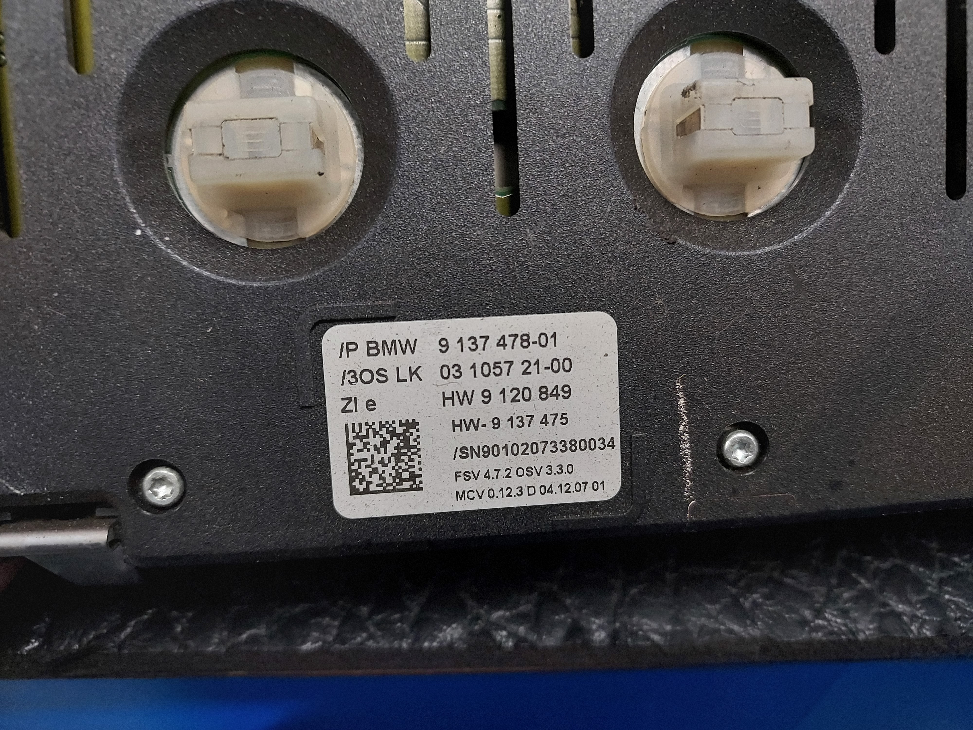 Pre-Owned 2007-2011 BMW 335i Roof Overhead Console OEM LKQ (Good)