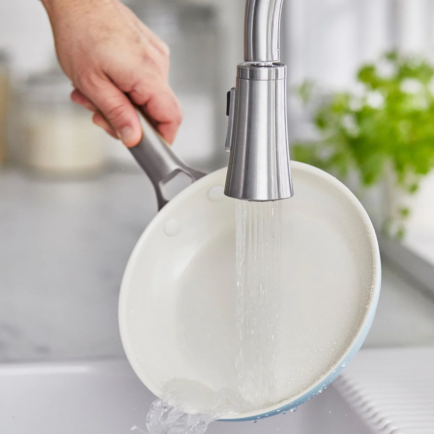 GreenPan Padova Healthy Ceramic Non-Stick 2-Piece Open Frypan Set, 8 and 10-Inch, Light Blue