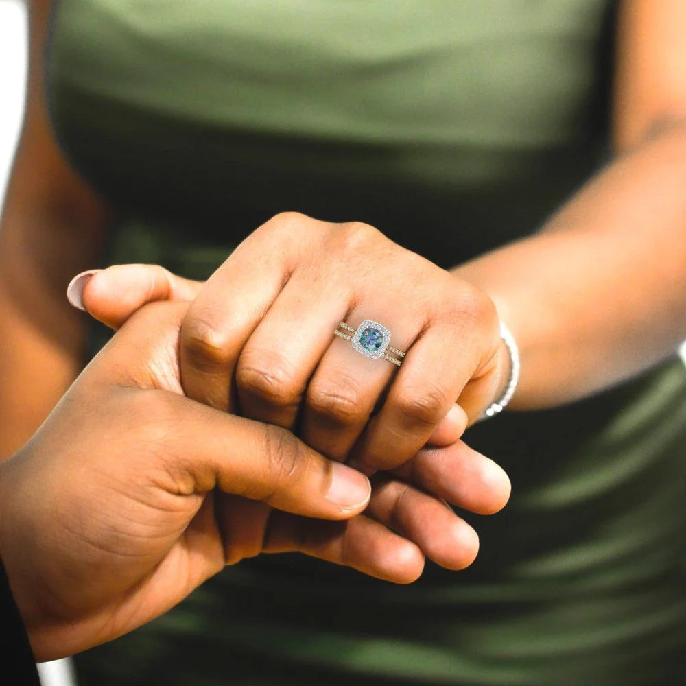 1.58 ct Brilliant Round Cut Synthetic Blue Moissanite 18K Yellow/White Gold(multi tone) Halo Solitaire with Accents Bridal Set SZ 6.75