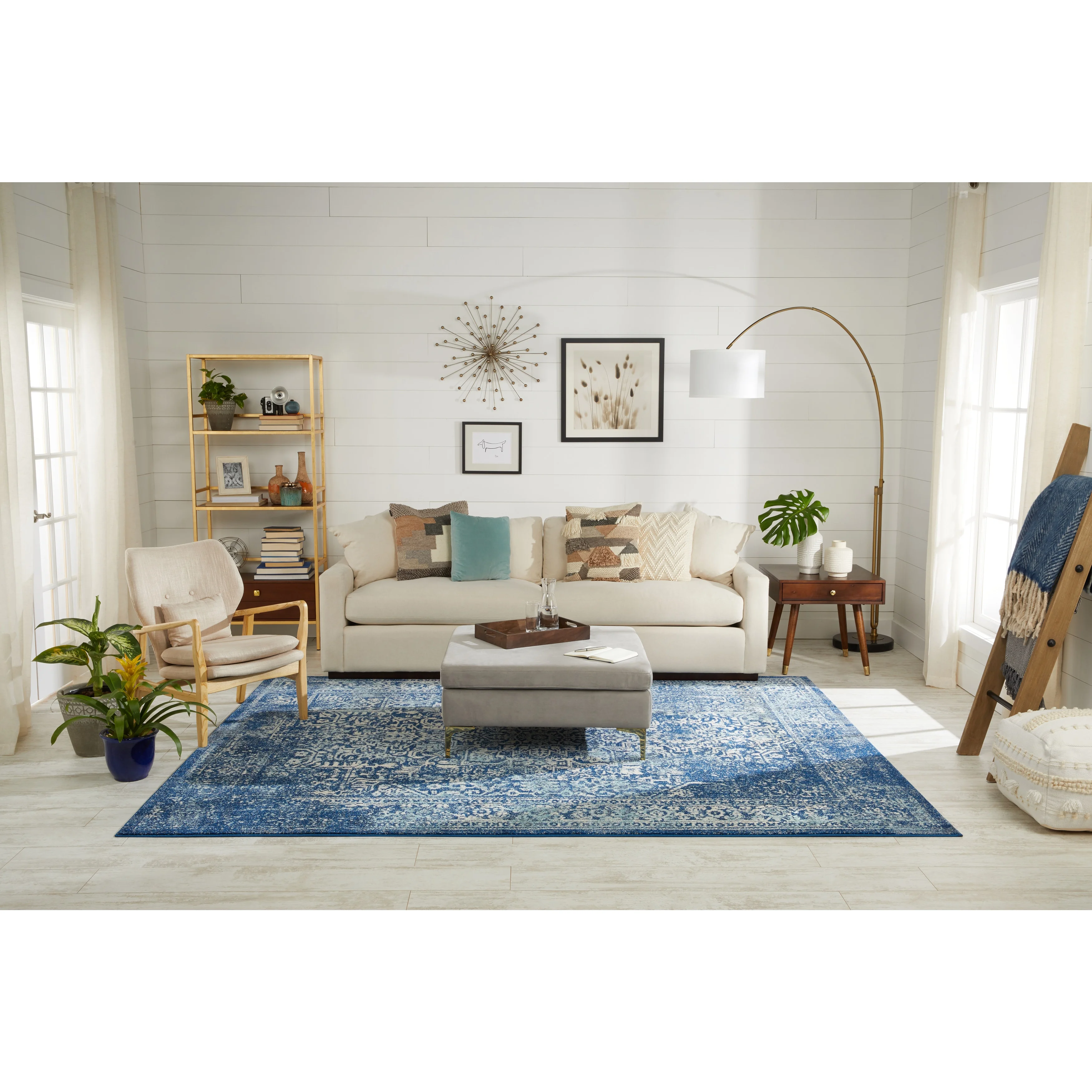 SAFAVIEH Evoke Trena Traditional Area Rug, Black/Grey, 5'1