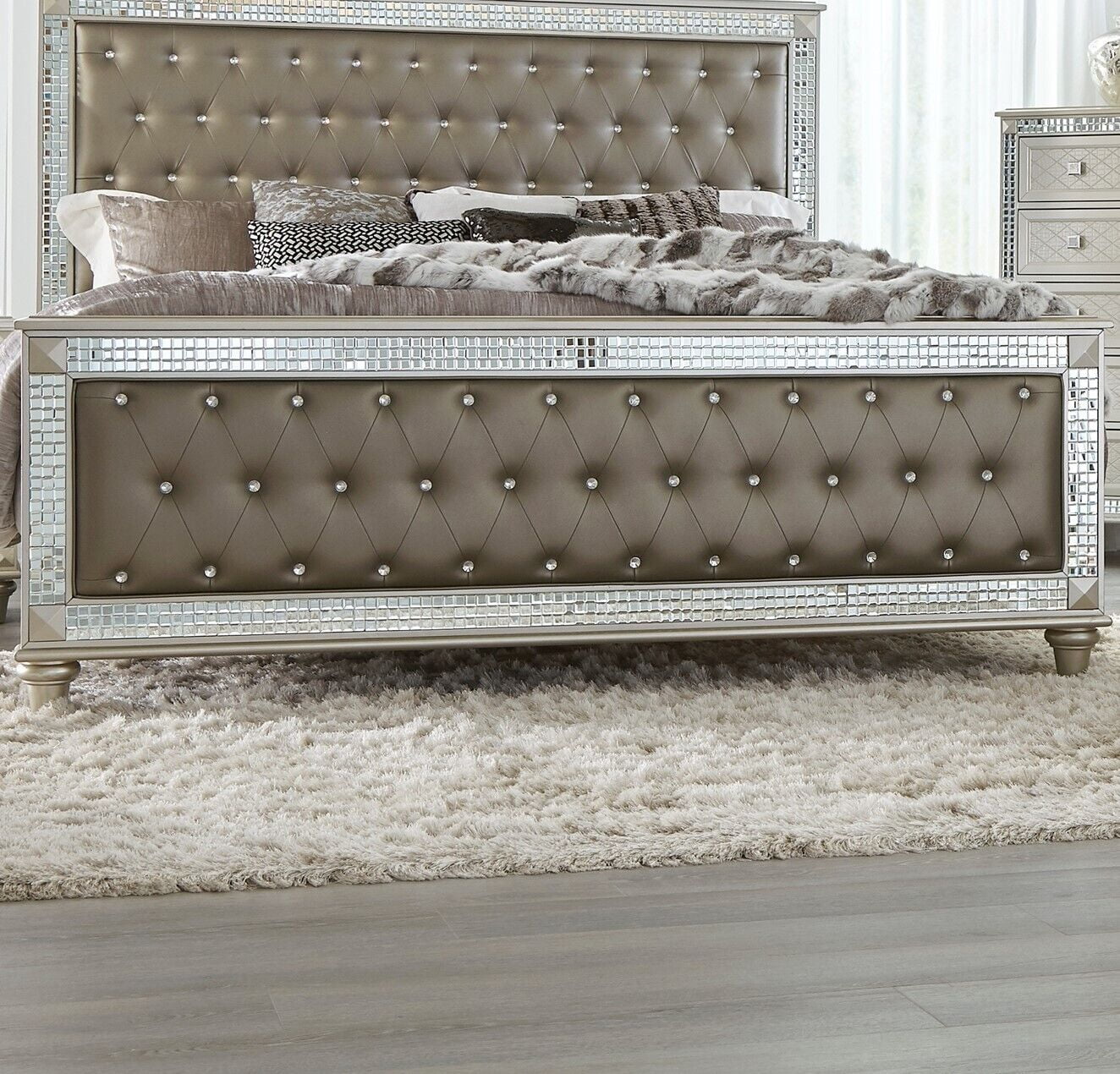Elegant Style Bedroom Furniture Set 3pc King Bed Nightstands Upholstered Headboard Crystal Tufted Champagne Finish