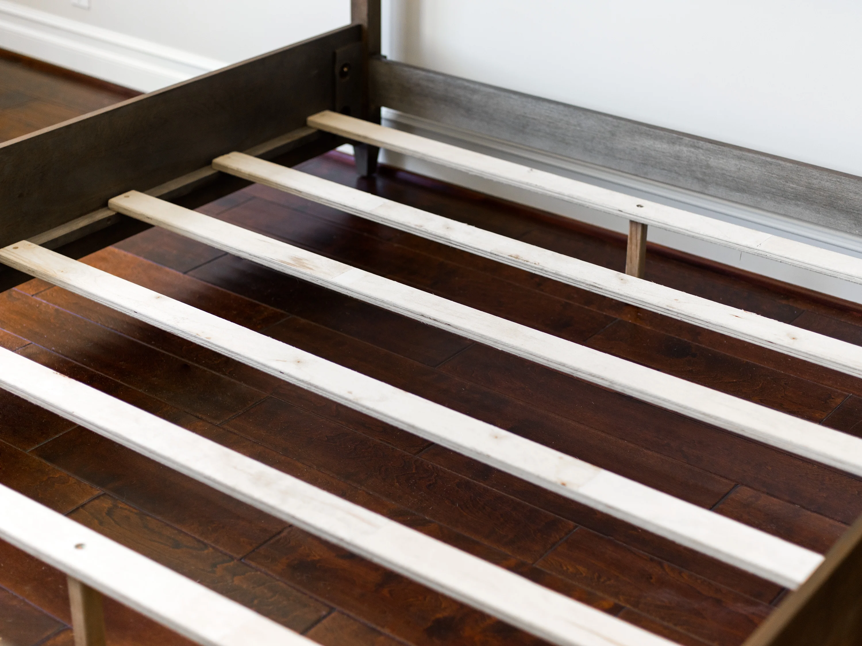 Devon & Claire Joanna Weathered Oak Queen Bed