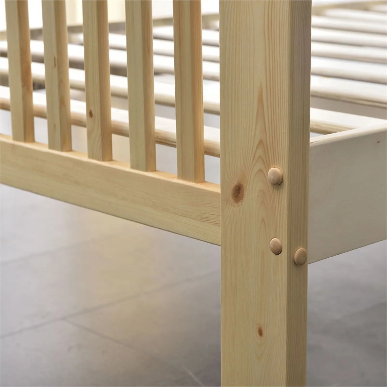 Home Square 2-Piece Set with 4-Drawer Chest Dresser and Pine Twin Bed in Natural