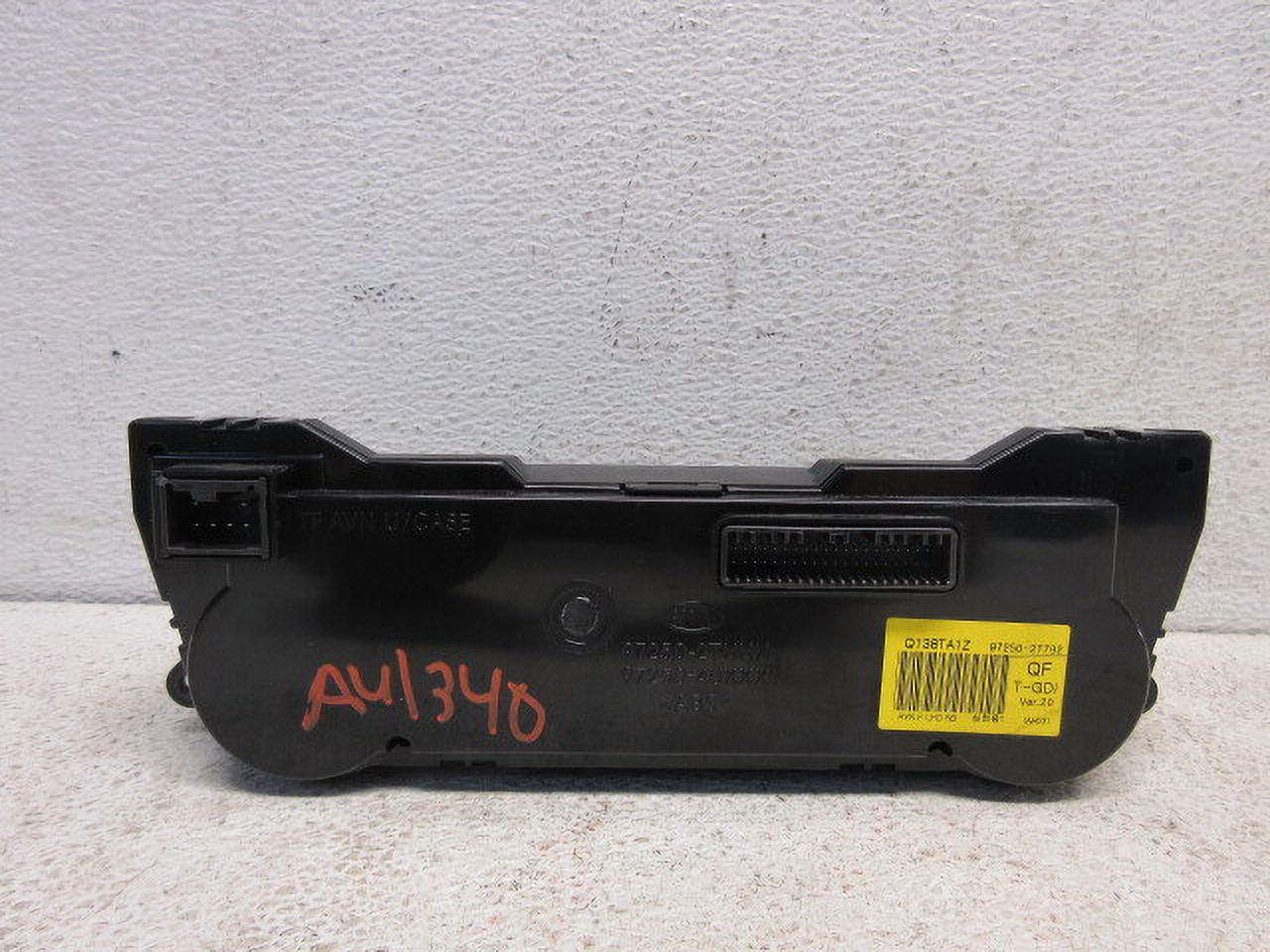 Pre-Owned 2011-2013 Kia Optima Heat A/C Temperature Control Unit OEM LKQ (Good)