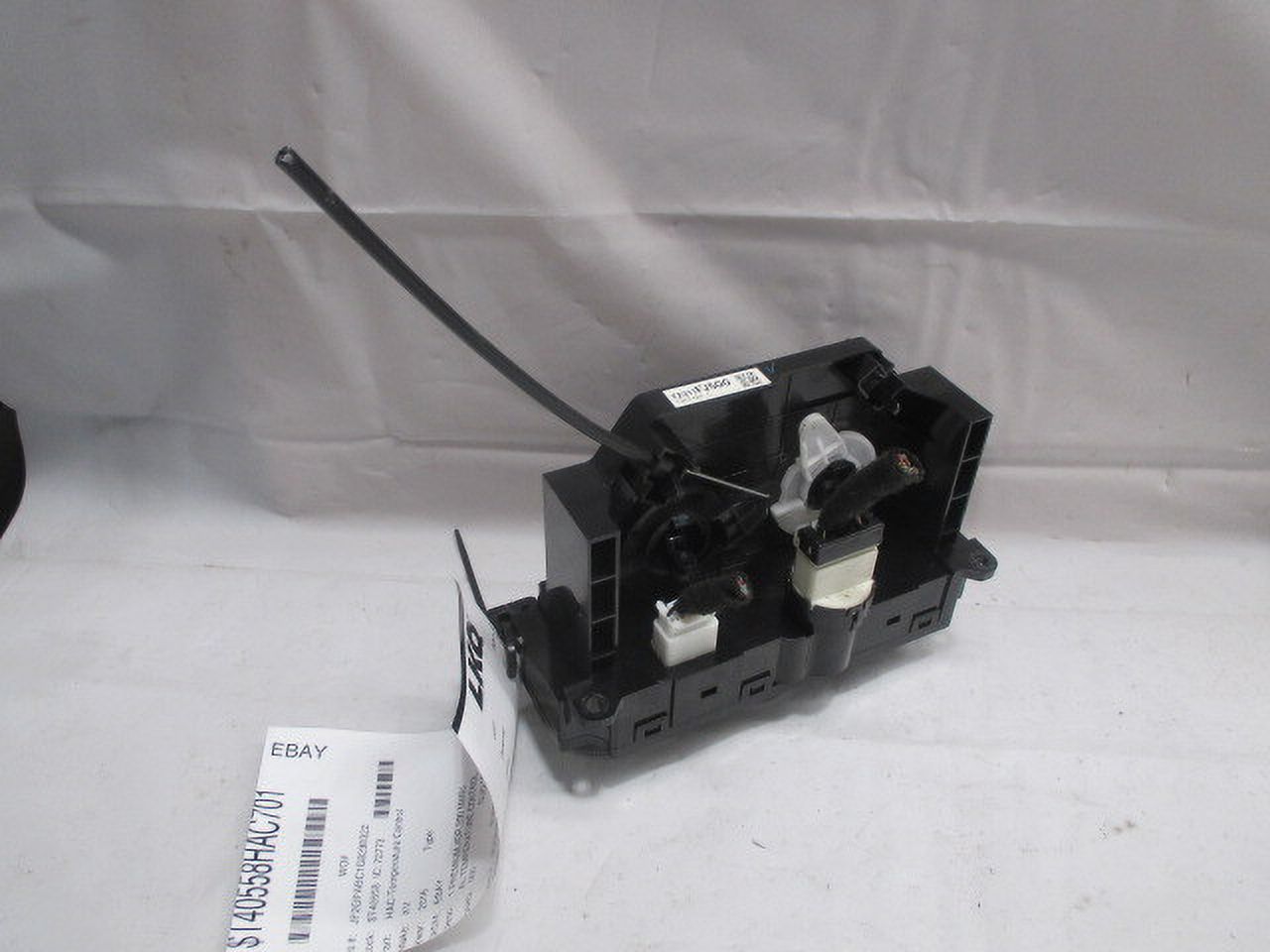 Pre-Owned 2015 2016 2017 Subaru XV Crosstrek AC Heater Temperature Control Unit OEM (Good)