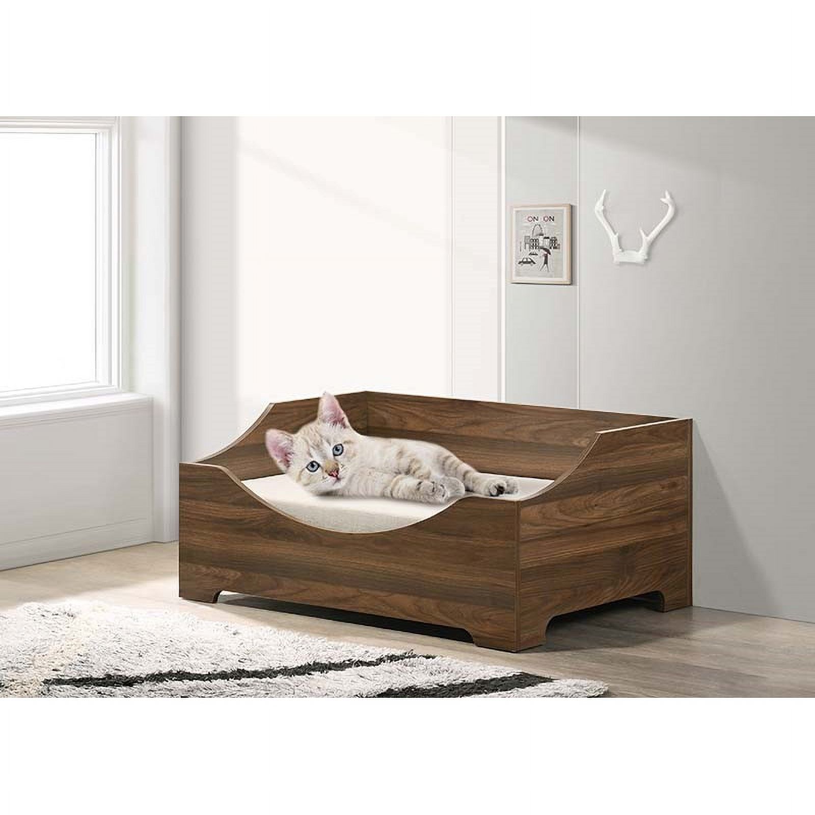 Progressive Furniture Rootbeer Pet Bed W/Cushion in Brown/Off White