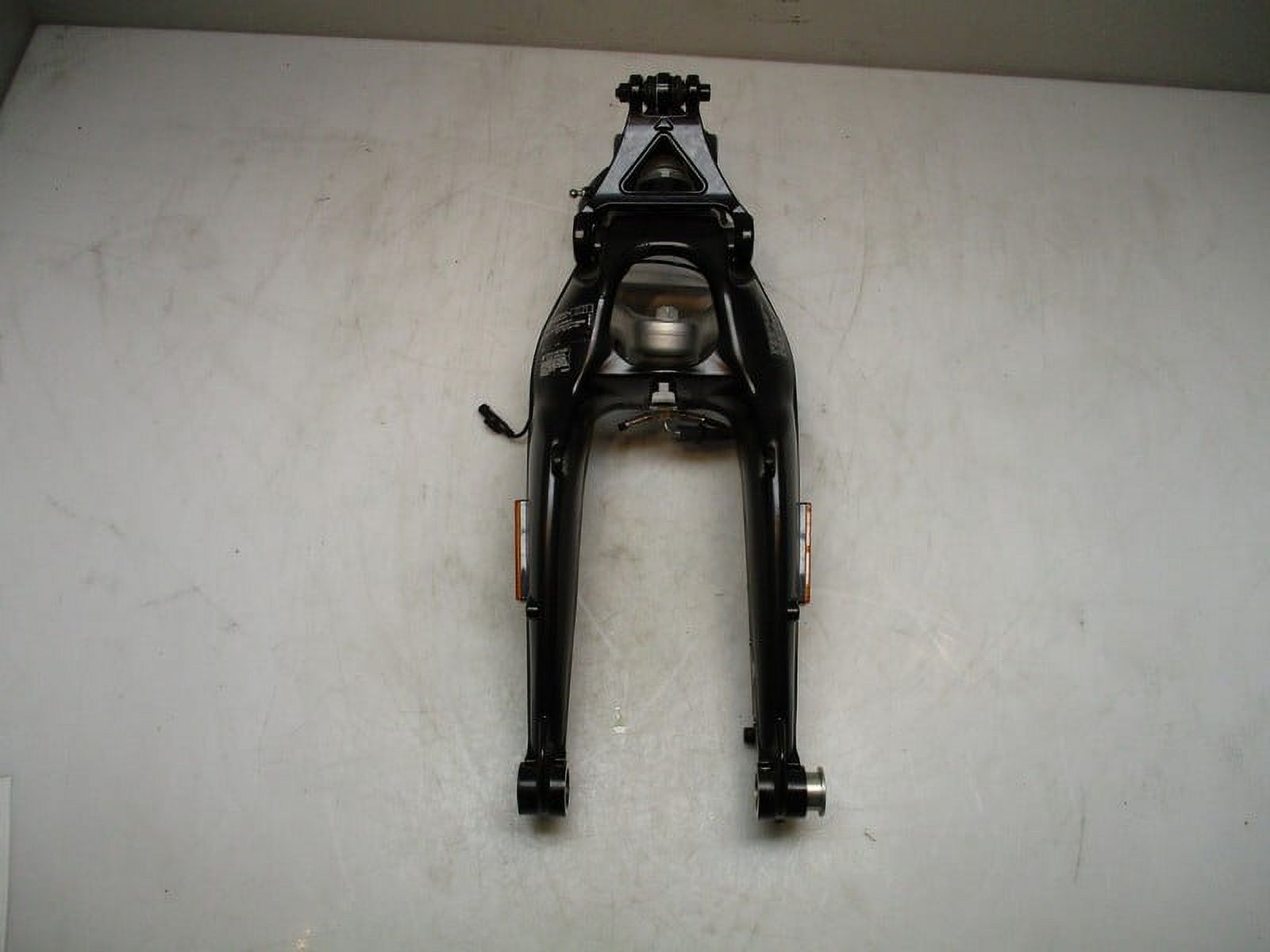 Pre-Owned 2022 BMW K1600GTL Front Fork Wheel Carrier OEM (Good)