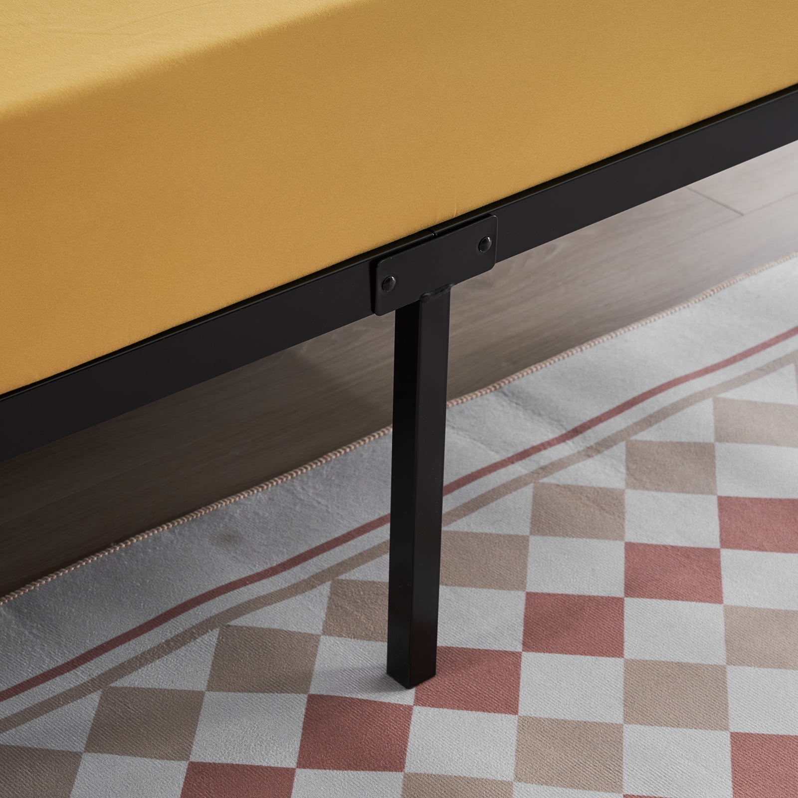 Roxona Simple Basic Iron Bed Frame Iron Bed 195.5*142.2*35.5cm Bed Height 14