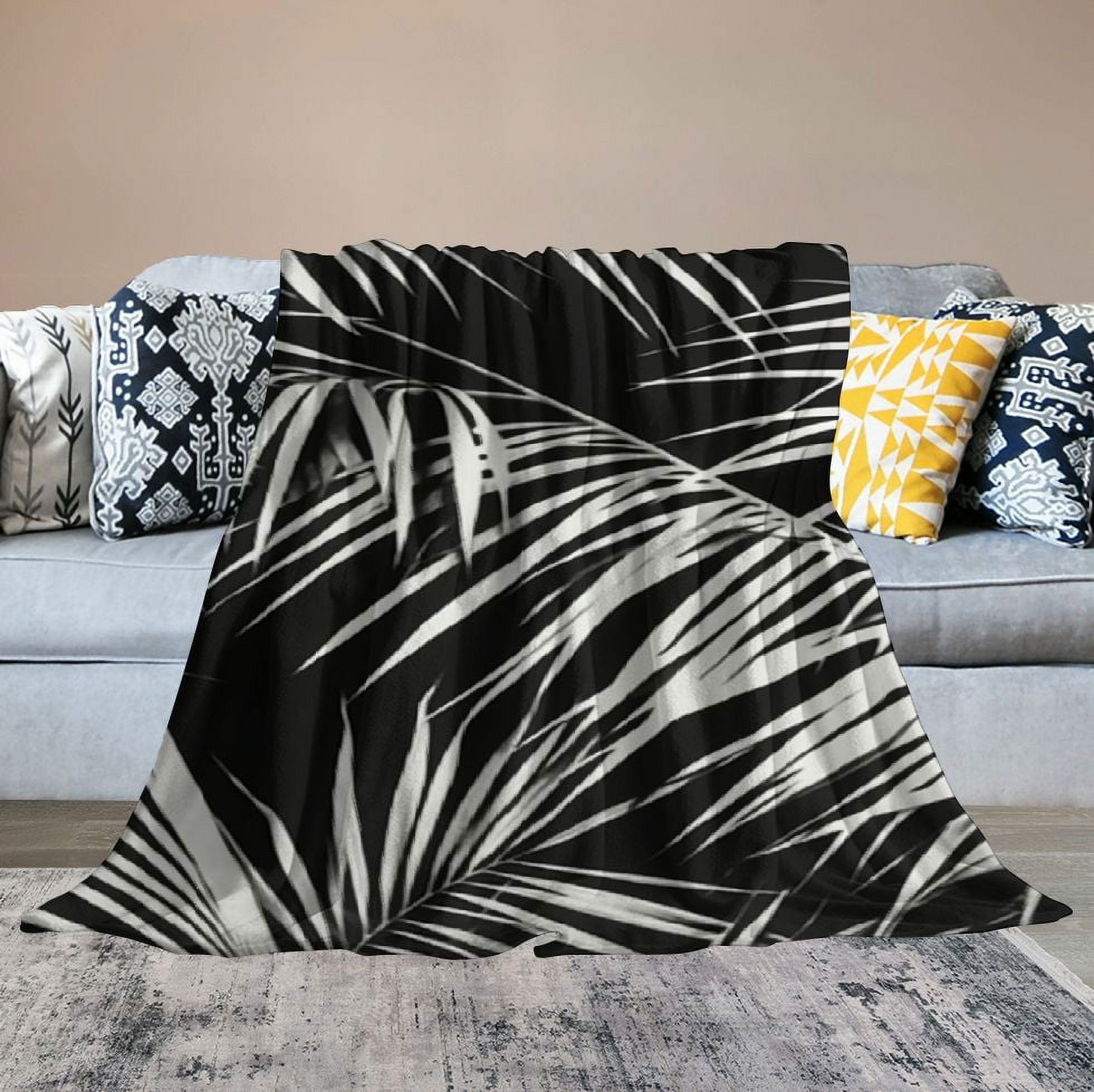 HOMICOZI  Palm Leaf Sherpa Throw Blanket Palm Tree Print Blanket for Couch Sofa Hawaiian Tropical Theme Decor Plush Blanket Black White Nautre Theme Fuzzy Blanket Throw