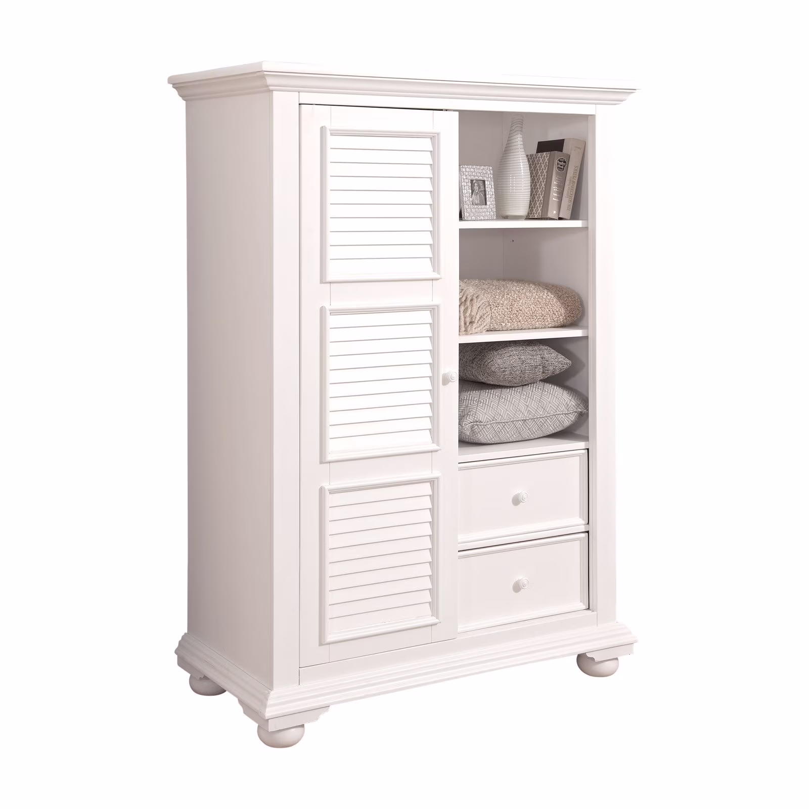 American Woodcrafters Cottage Traditions 8 Drawer Gentlemans Chest