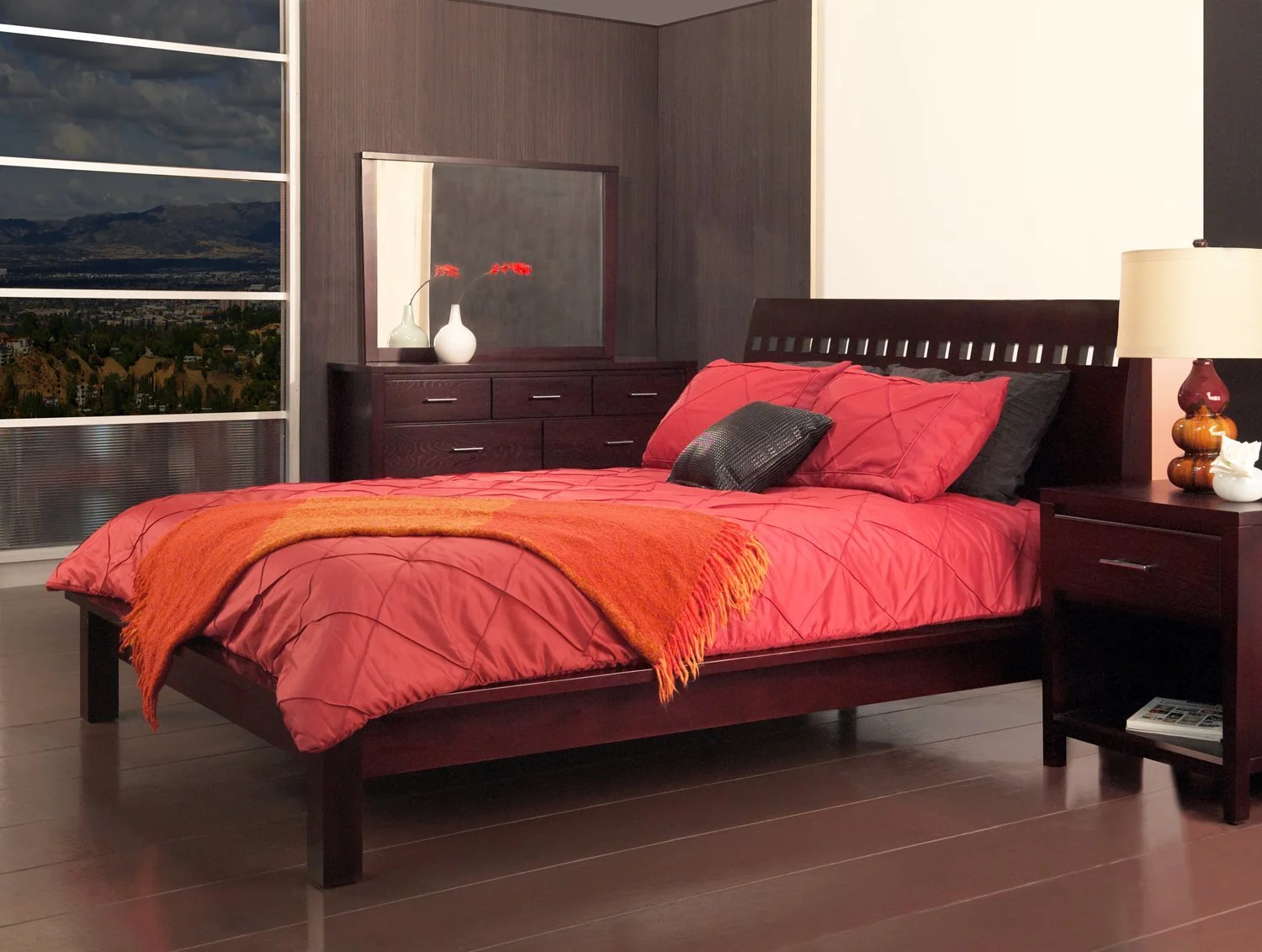 Nilmann Moden Classic Cal King Platform Bed in Espresso Mahogany
