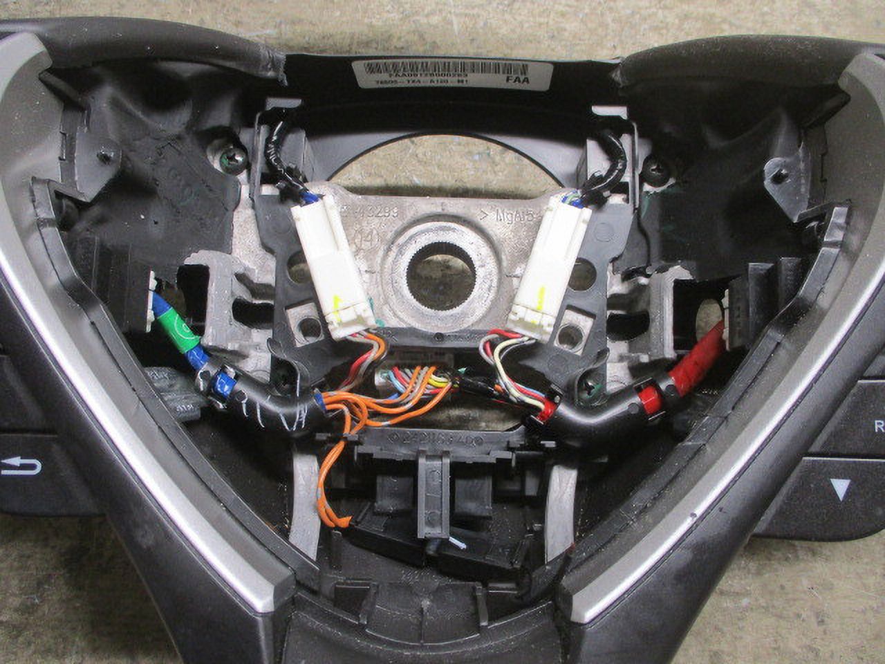 Pre-Owned 2015 Acura RDX Leather Steering Wheel w/Radio & Cruise Control OEM LKQ (Good)