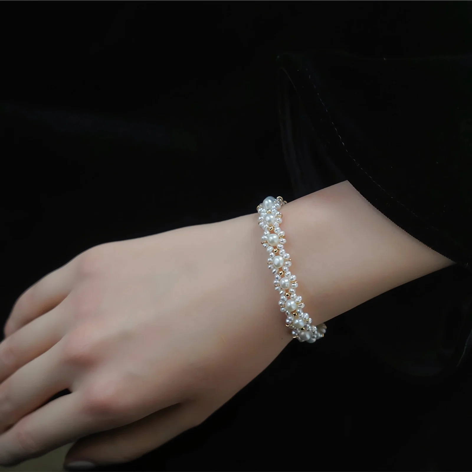 Qingyeji Daisy Pearls Braided Bracelet for Women, 14K Gold Filled Bracelet for Anniversary Gift, 16cm