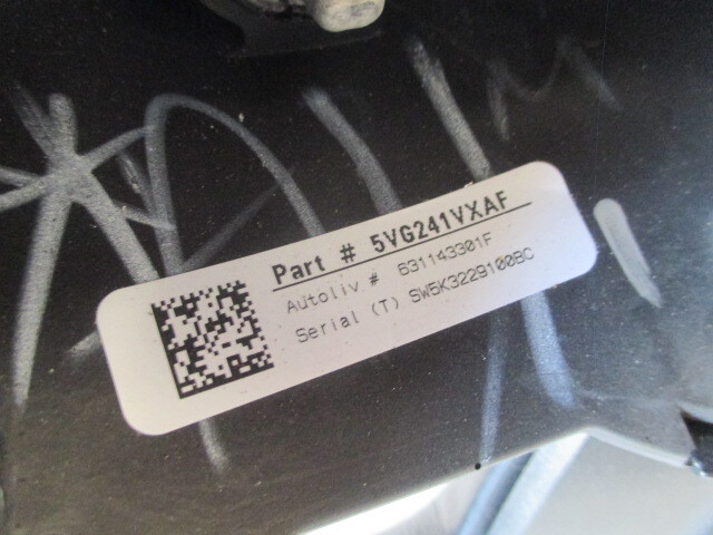 Pre-Owned 2020 Dodge Challenger Steering Wheel w/Controls OEM (Good)