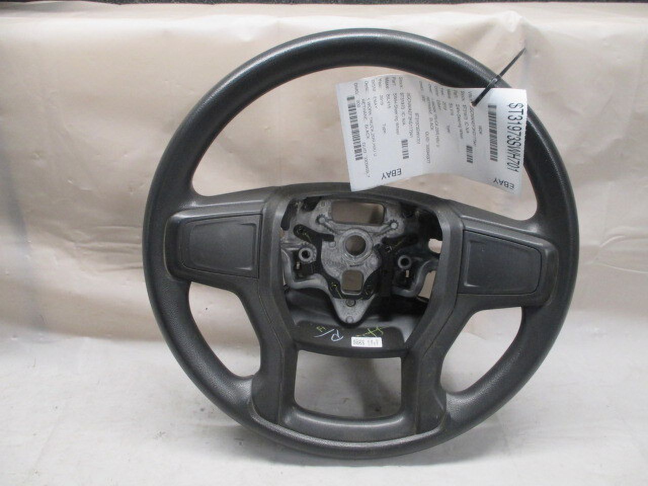 Pre-Owned 2019 Chevrolet Silverado 1500 Steering Wheel w/Controls OEM (Good)