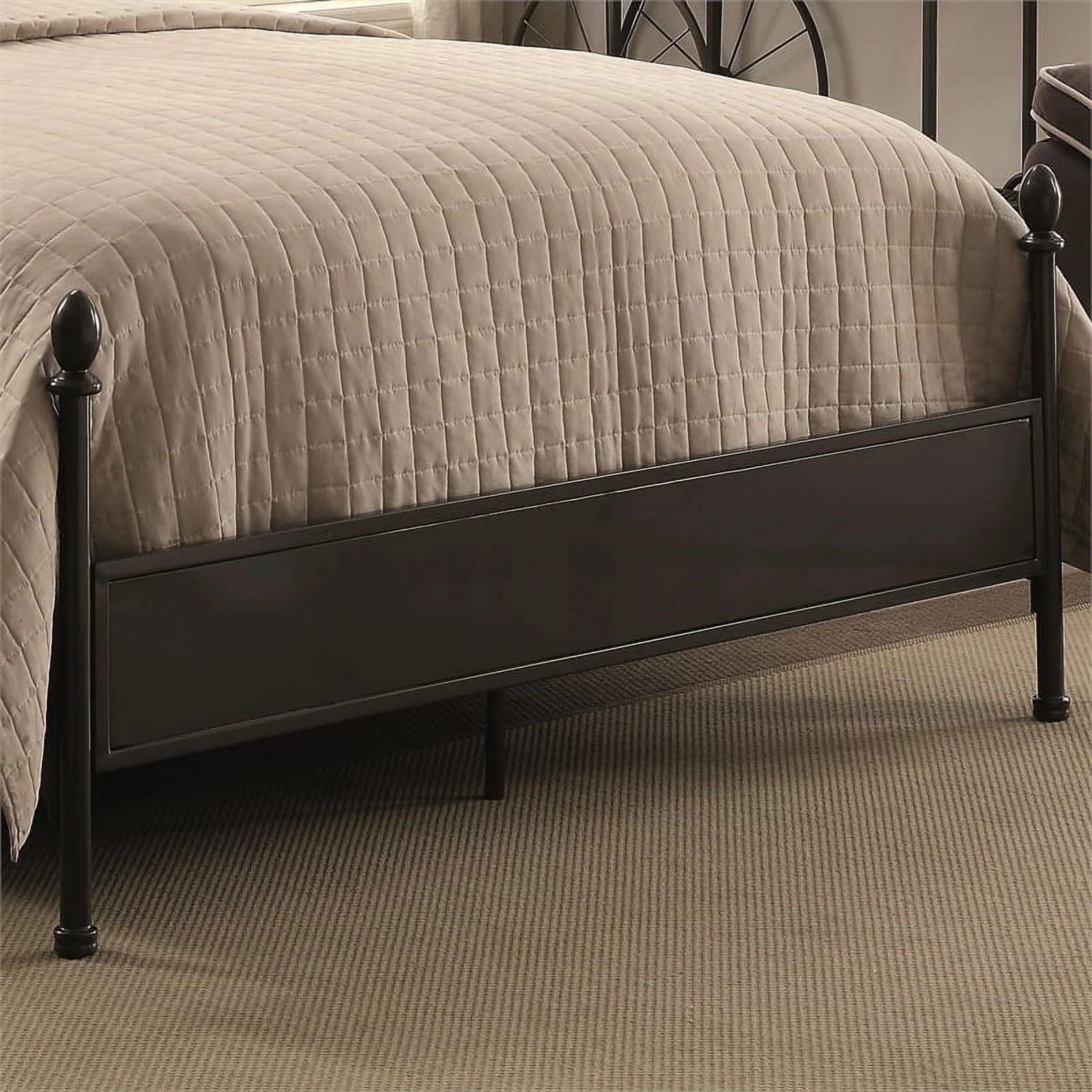 Bowery Hill Transitional Metal King Poster Panel Bed in Silver