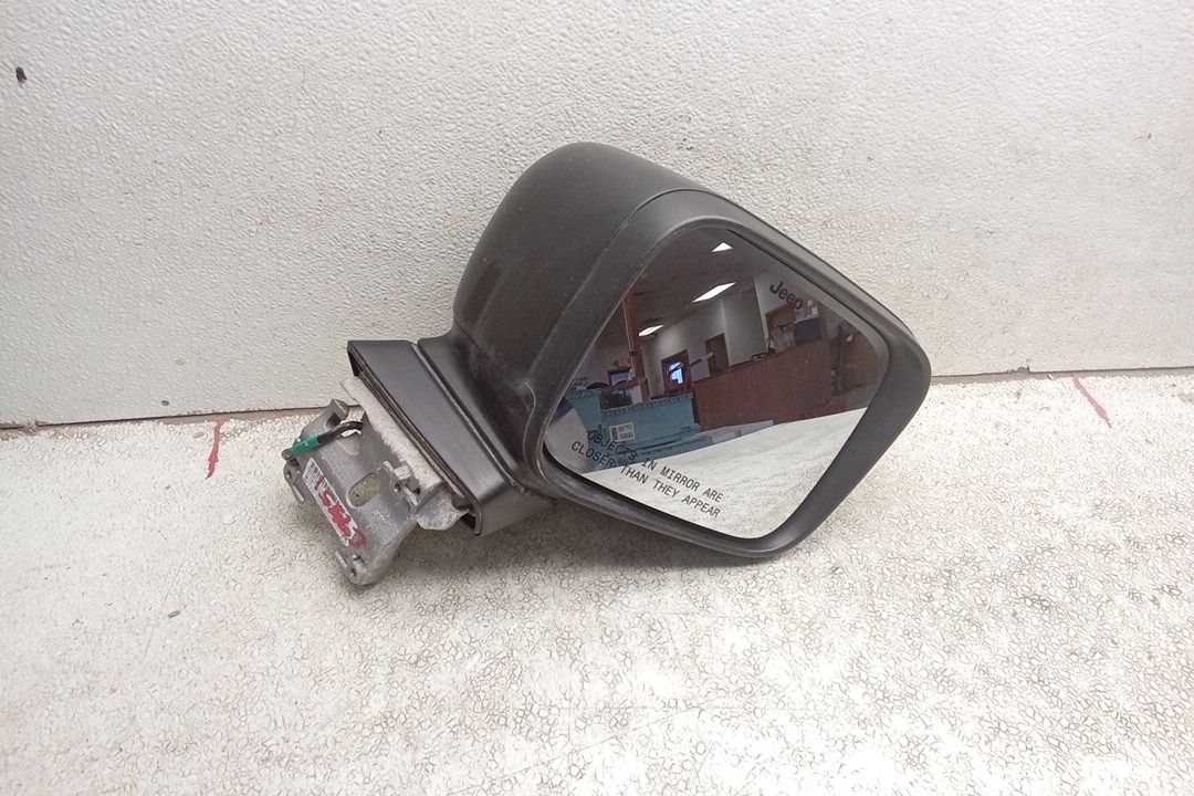 Pre-Owned 2017 Jeep Renegade Passenger RH Side View Mirror OEM (Good)