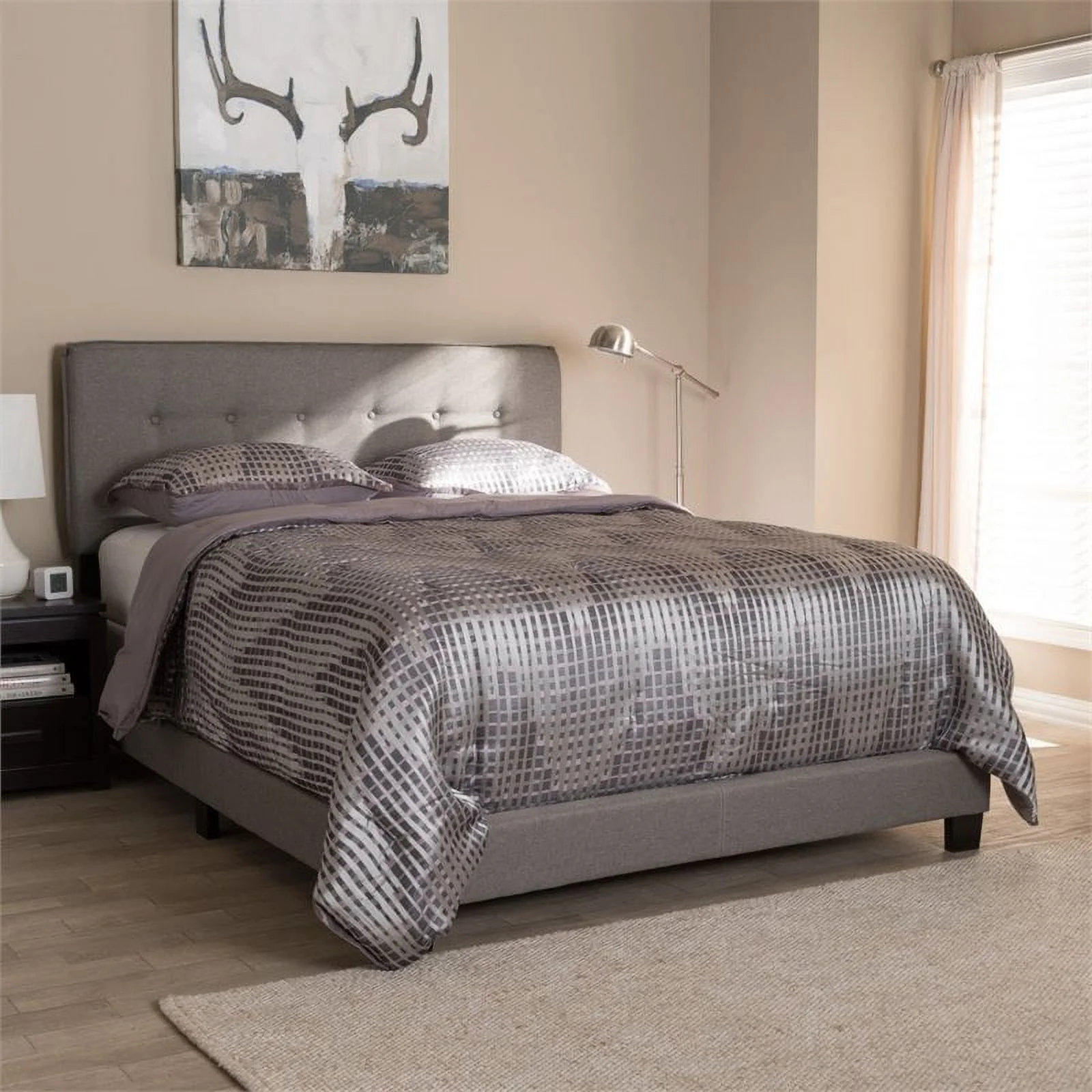 Bowery Hill Traditional Upholstered Fabric Tufted Full Bed in Light Grey
