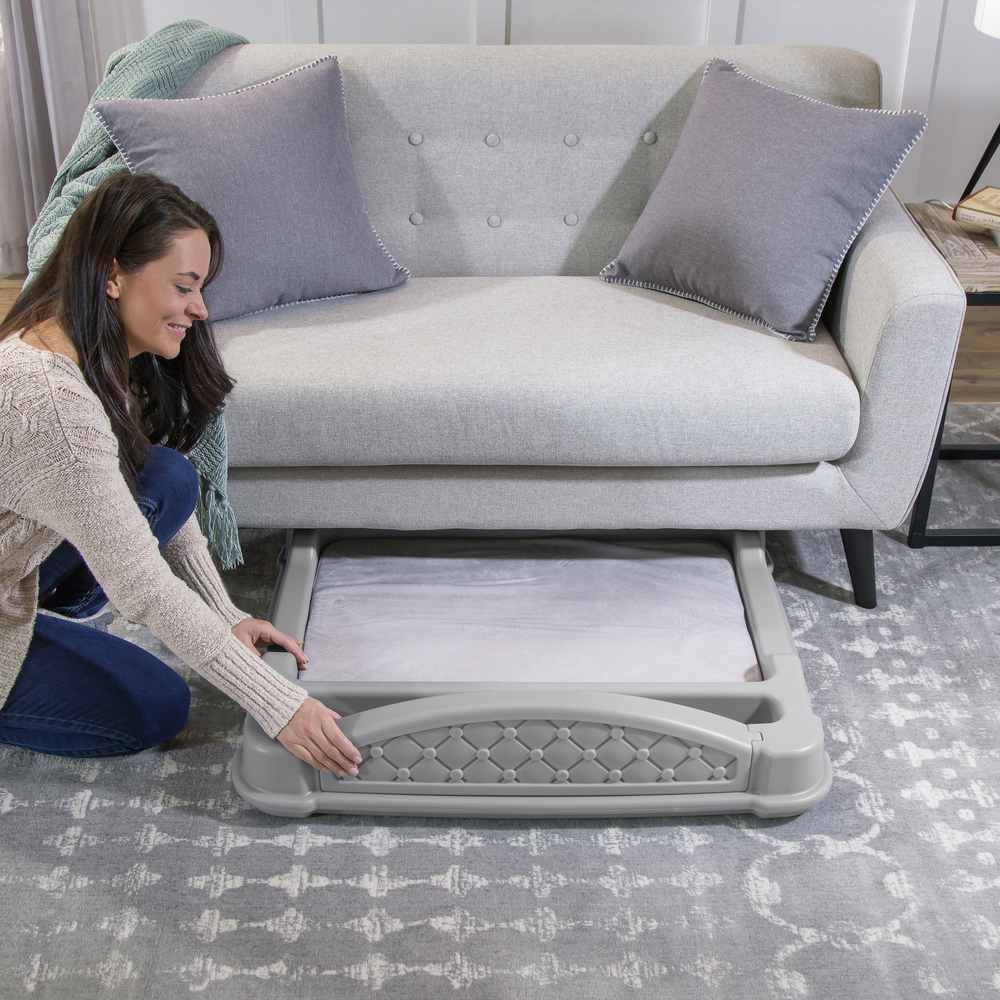 Step2 Close 'N' Cozy Hideaway Dog Bed Gray