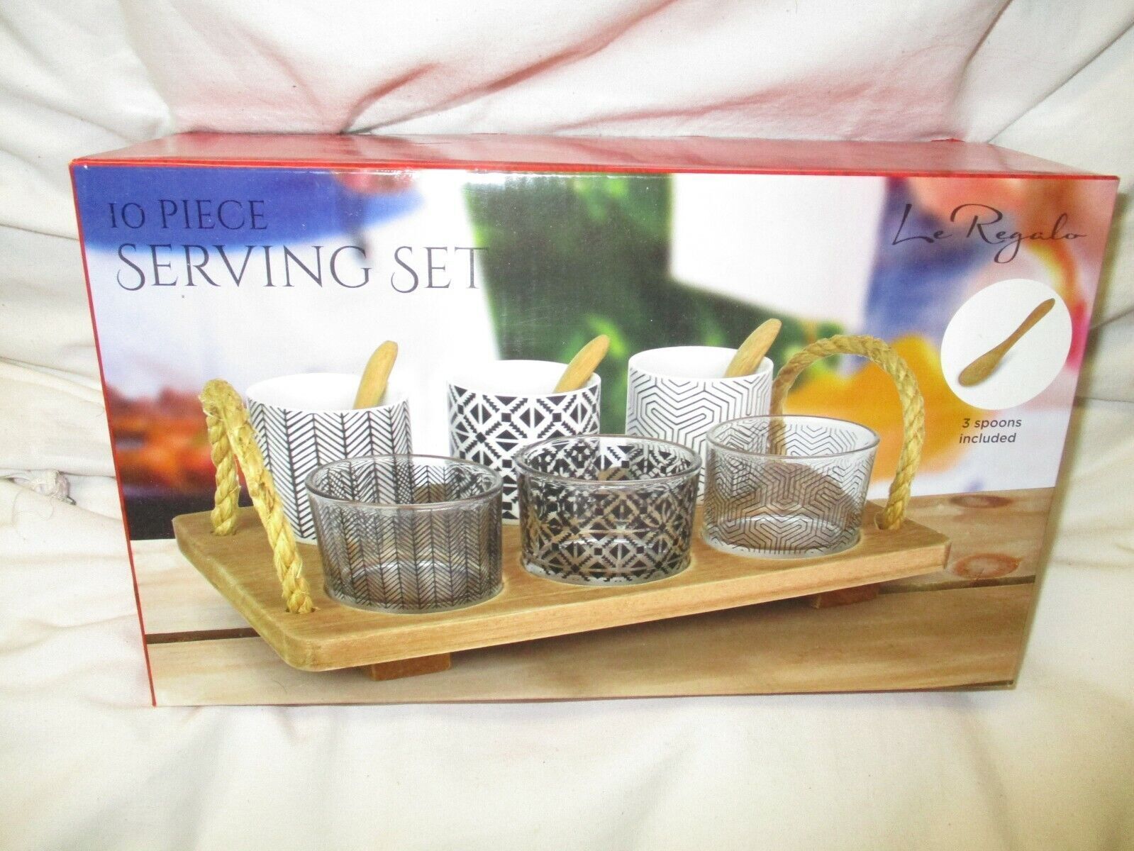 Le Regalo 10 Piece Serving Set, Moderate, Brown.