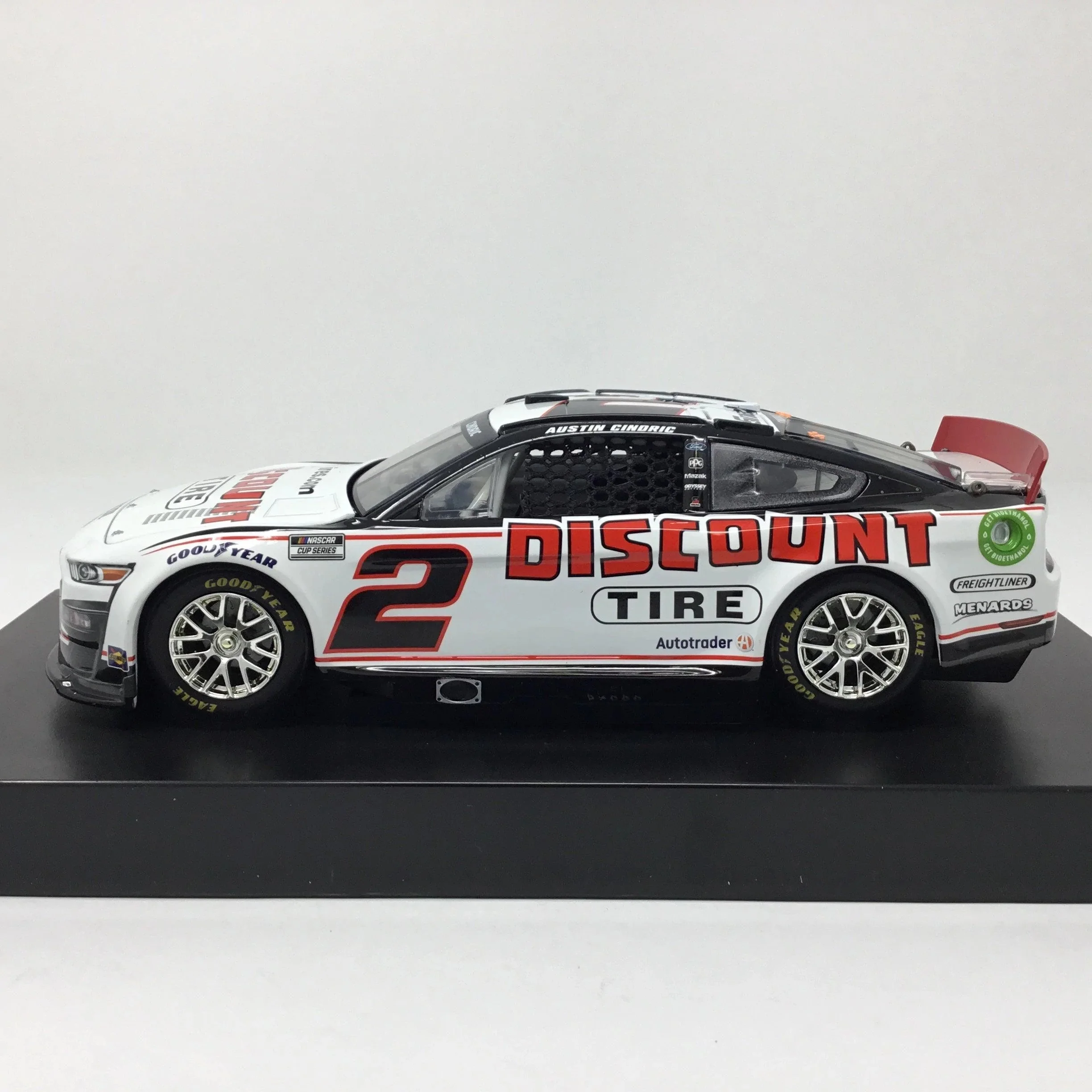 Action Racing Austin Cindric 2022 #2 Discount Tire 1:24 Elite Die-Cast Ford Mustang
