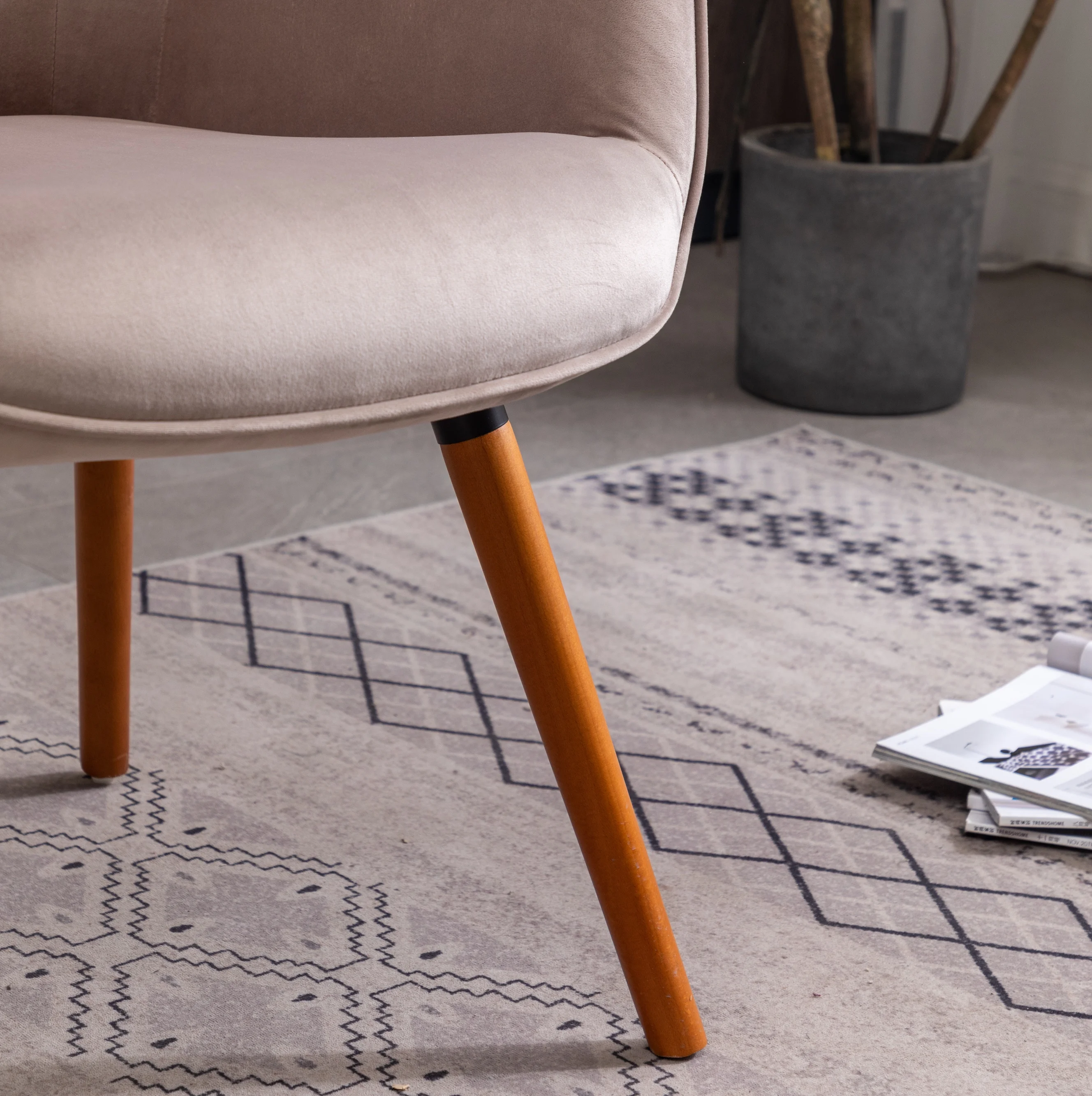 Roundhill Furniture Doarnin Wingback Tufted Chair, Taupe