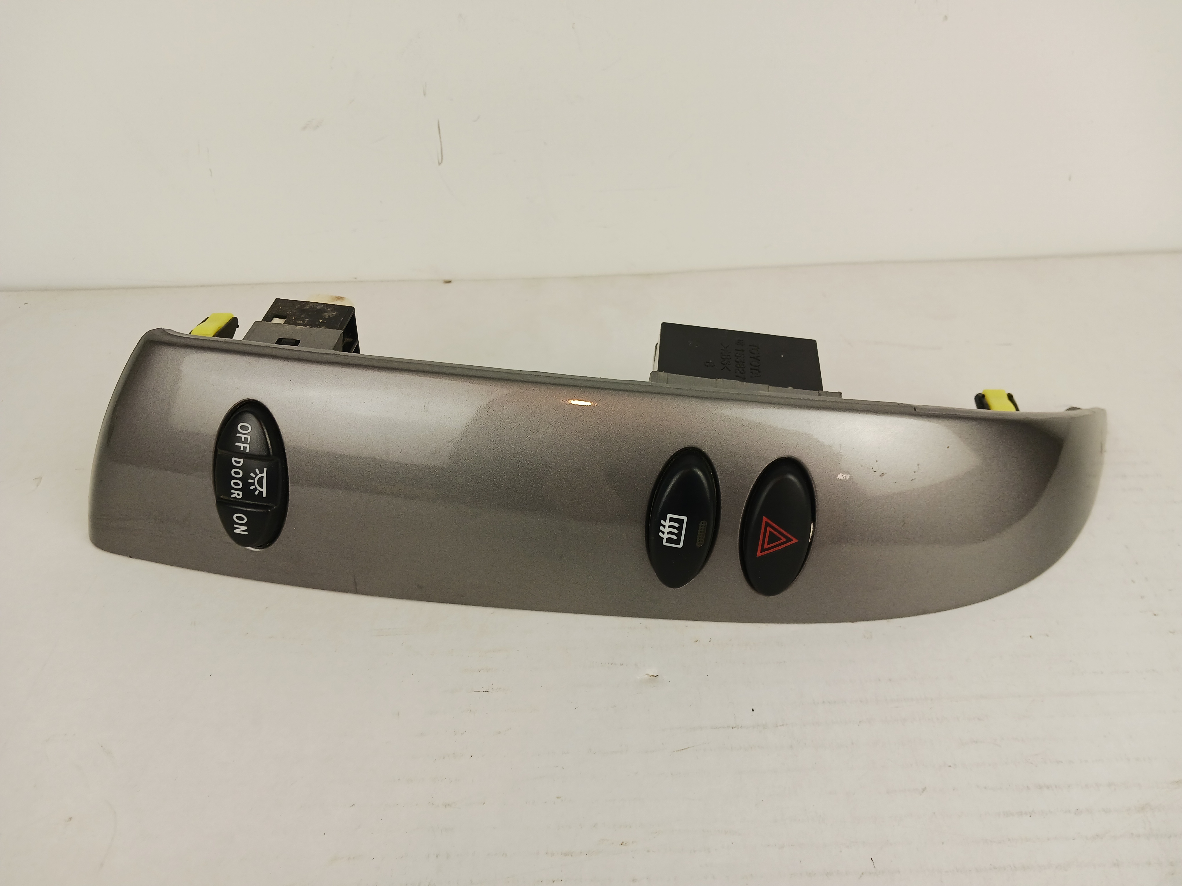 Pre-Owned 2009 Toyota Sienna Rear Window Defrost Hazzard Switch OEM (Good)