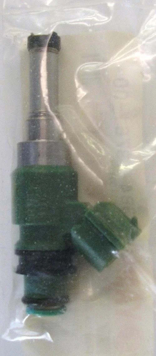 Yamaha  3B4-13761-00-00 Injector Assembly; 3B4137610000