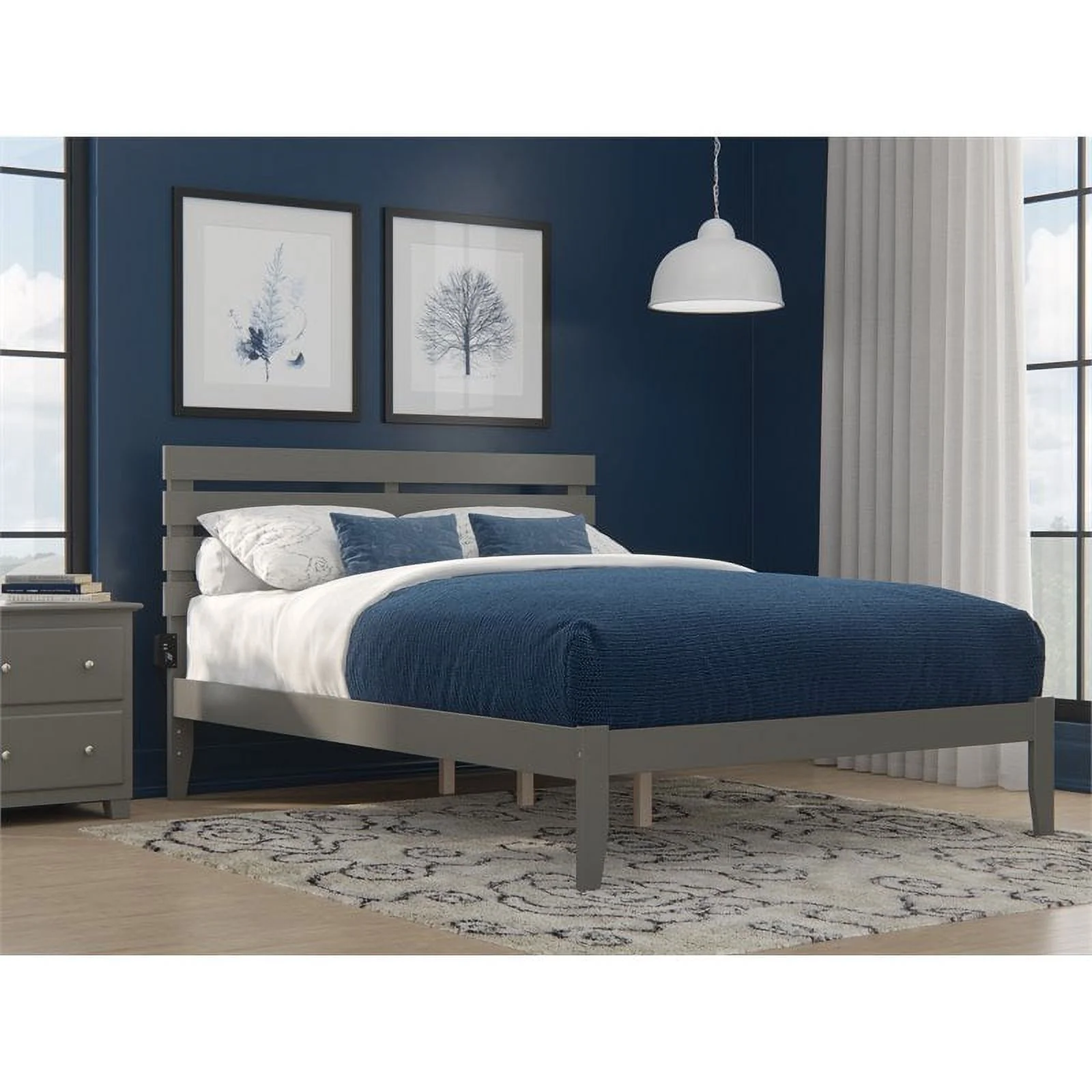 Pemberly Row Farmhouse Oxford Solid Wood Queen Bed in Gray Finish