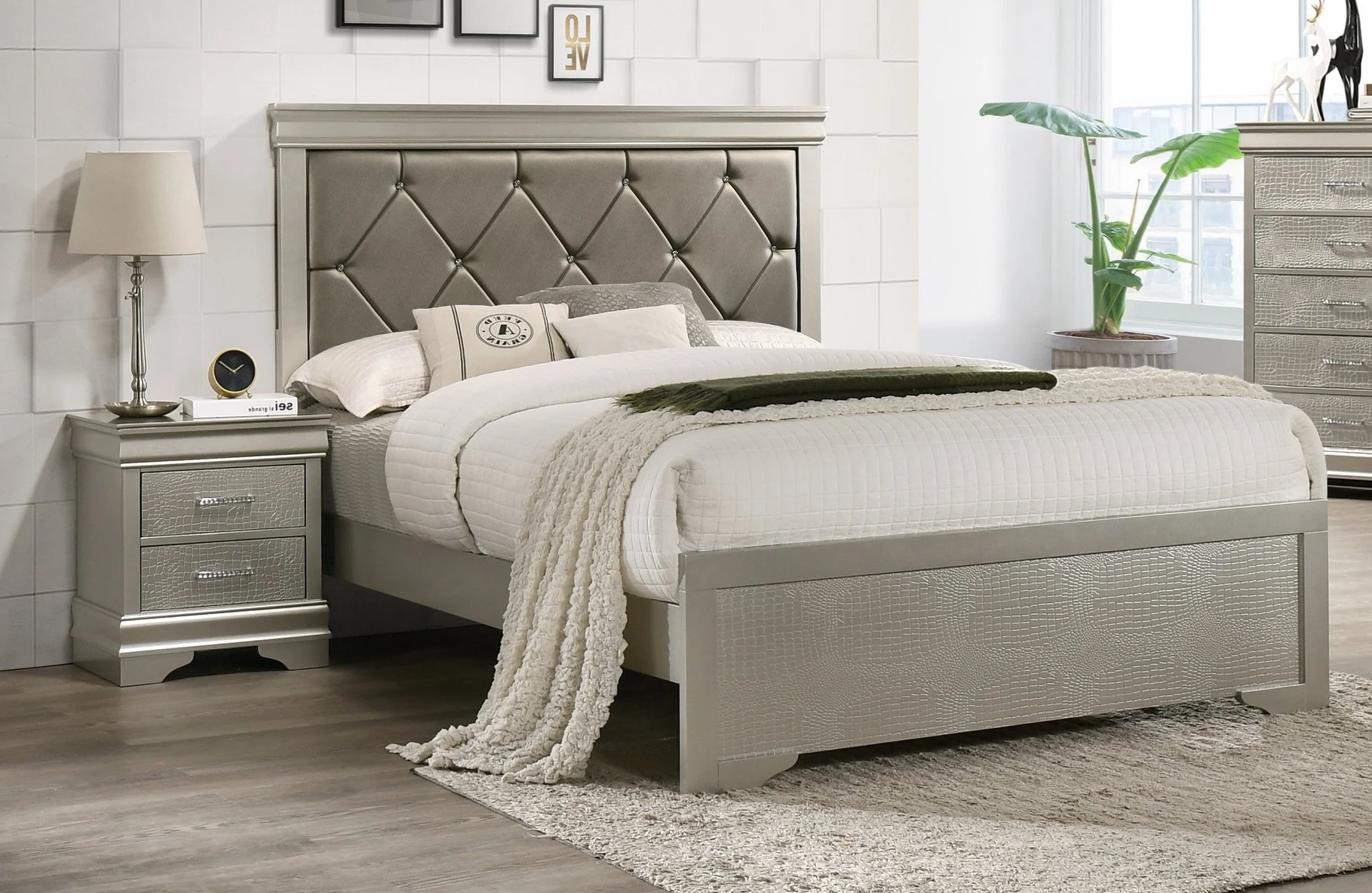 3Pc Silver Finish Twin Size Panel Upholstered Button Tufted Headboard Bed Nightstand Set Wooden Bedroom Furniture