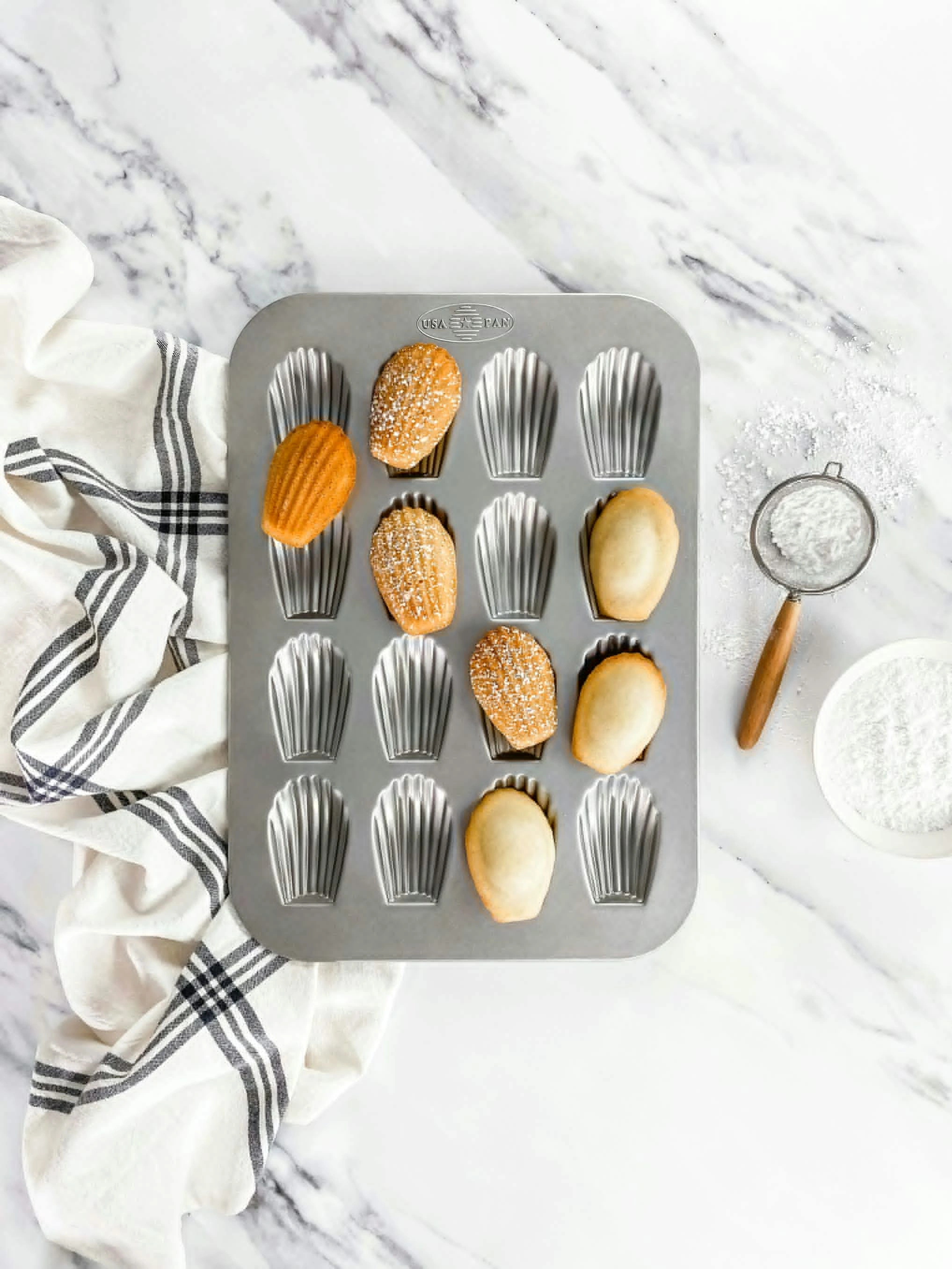 USA Pan Nonstick Madeleine Pan - 16 Well