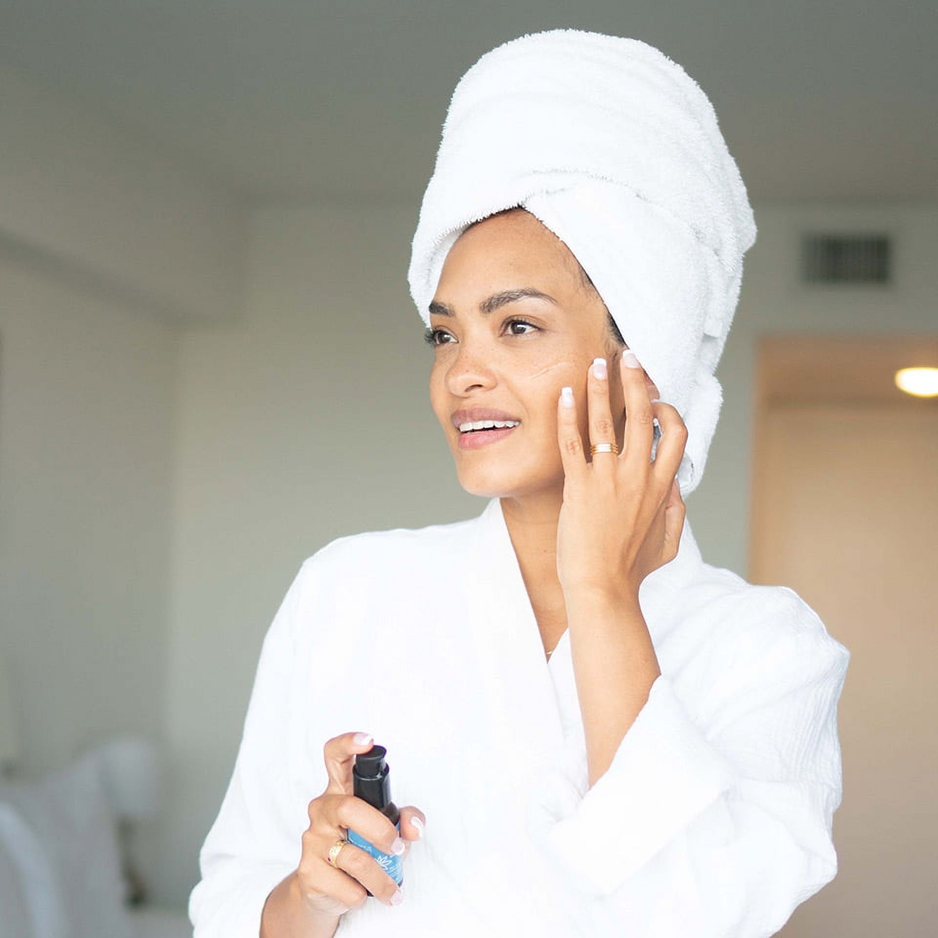 Multi-Vitamin Rejuvenating Serum, Skin Health