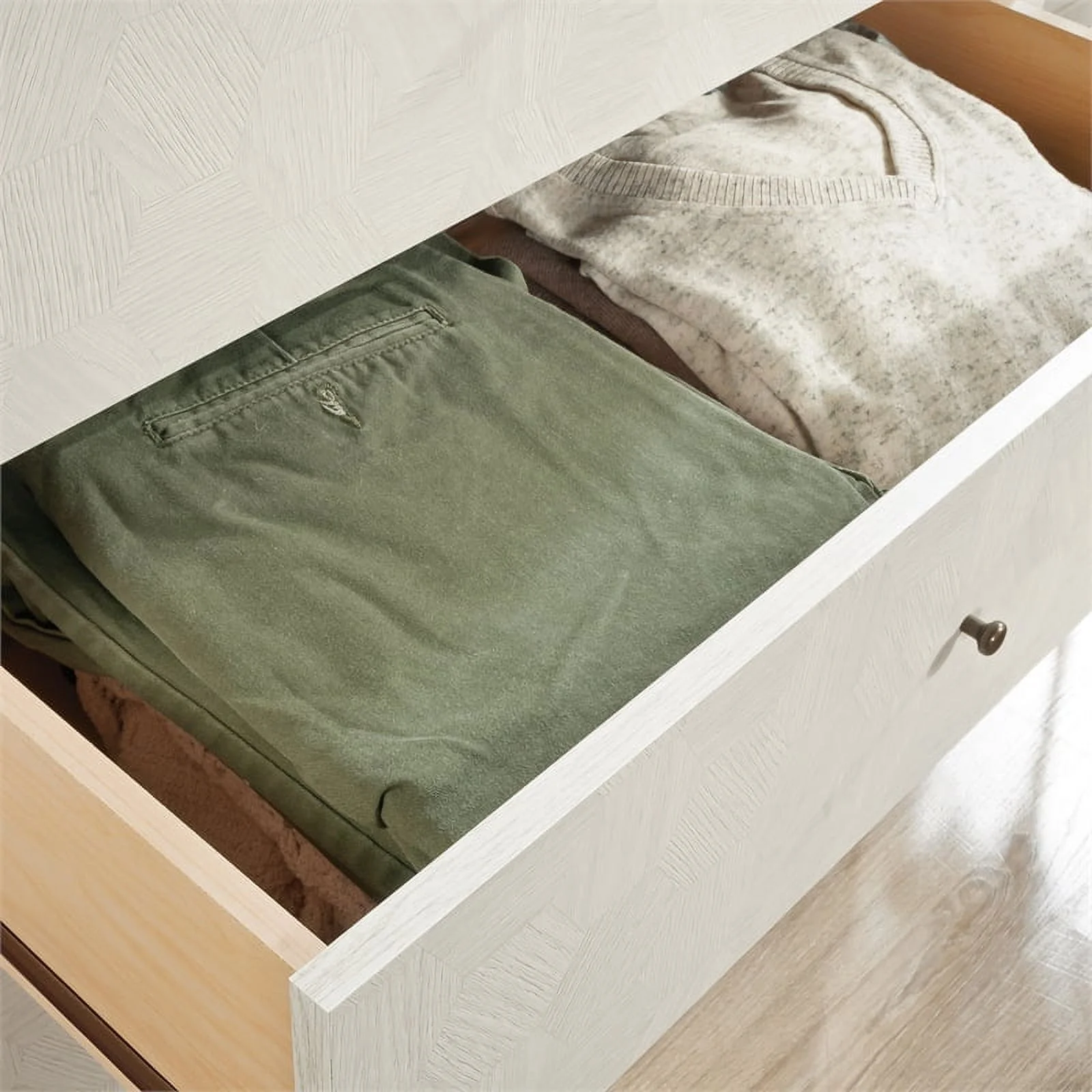 Pemberly Row Modern Engineered Wood 4-Drawer Chest in Glacier Oak