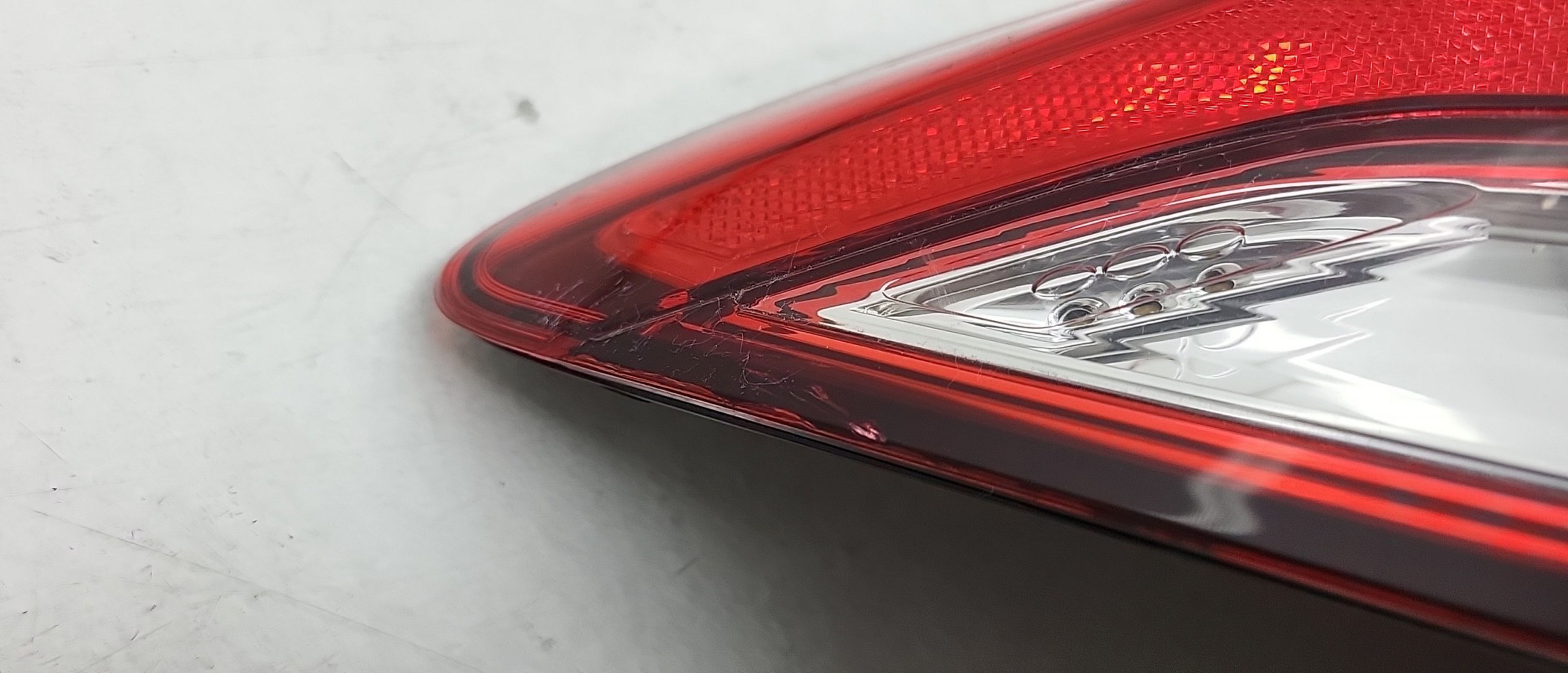 Pre-Owned 15 2015 Honda Civic Driver LH Tail Light Lamp OEM (Good)