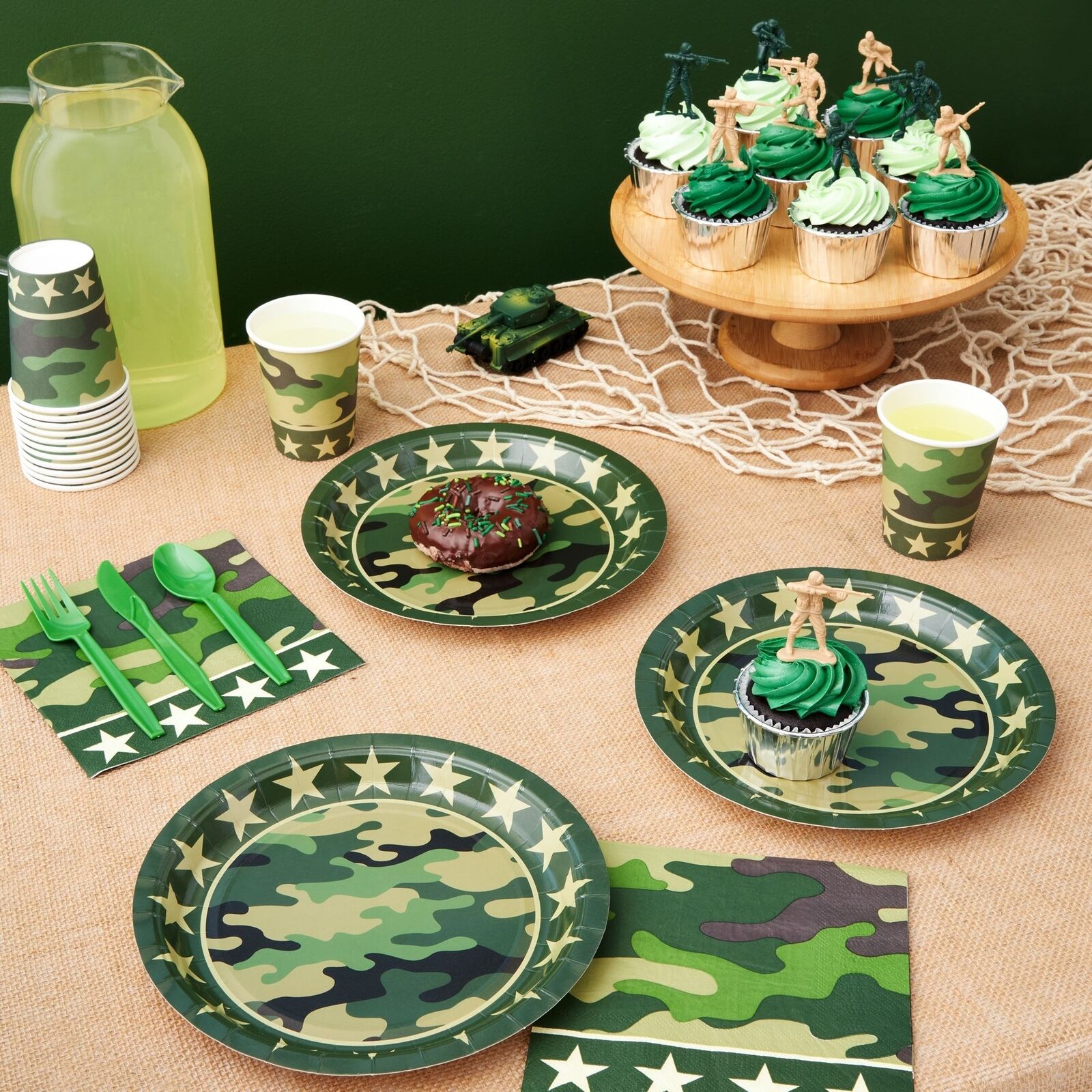 144-Pieces Disposable Dinnerware Set For Camo Party Supplies (Serves 24)