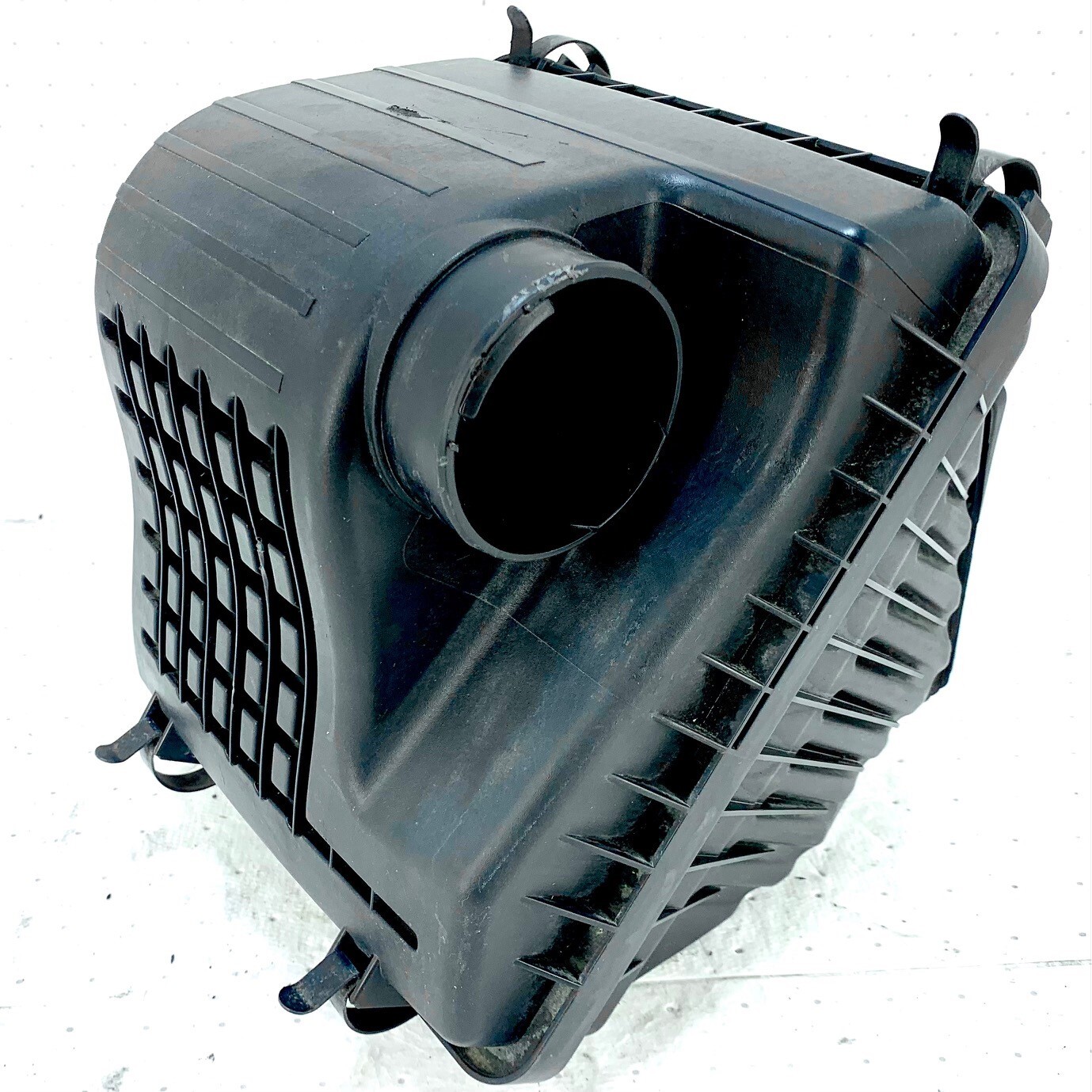 Pre-Owned 2011-2015 Kia Optima Air Cleaner Assembly 2.4L OEM (Good)