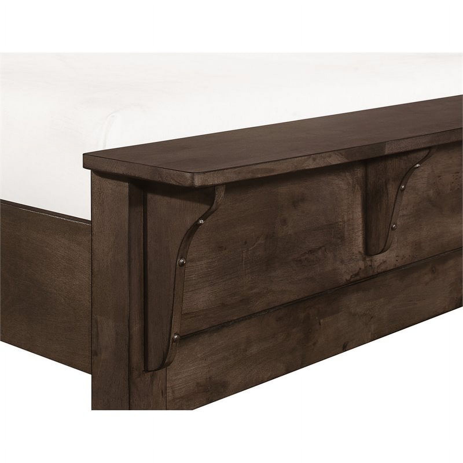 Wallace & Bay Bonilla Gray Brown Queen Bed with Curved Plank Headboard And Built-In Bench Footboard