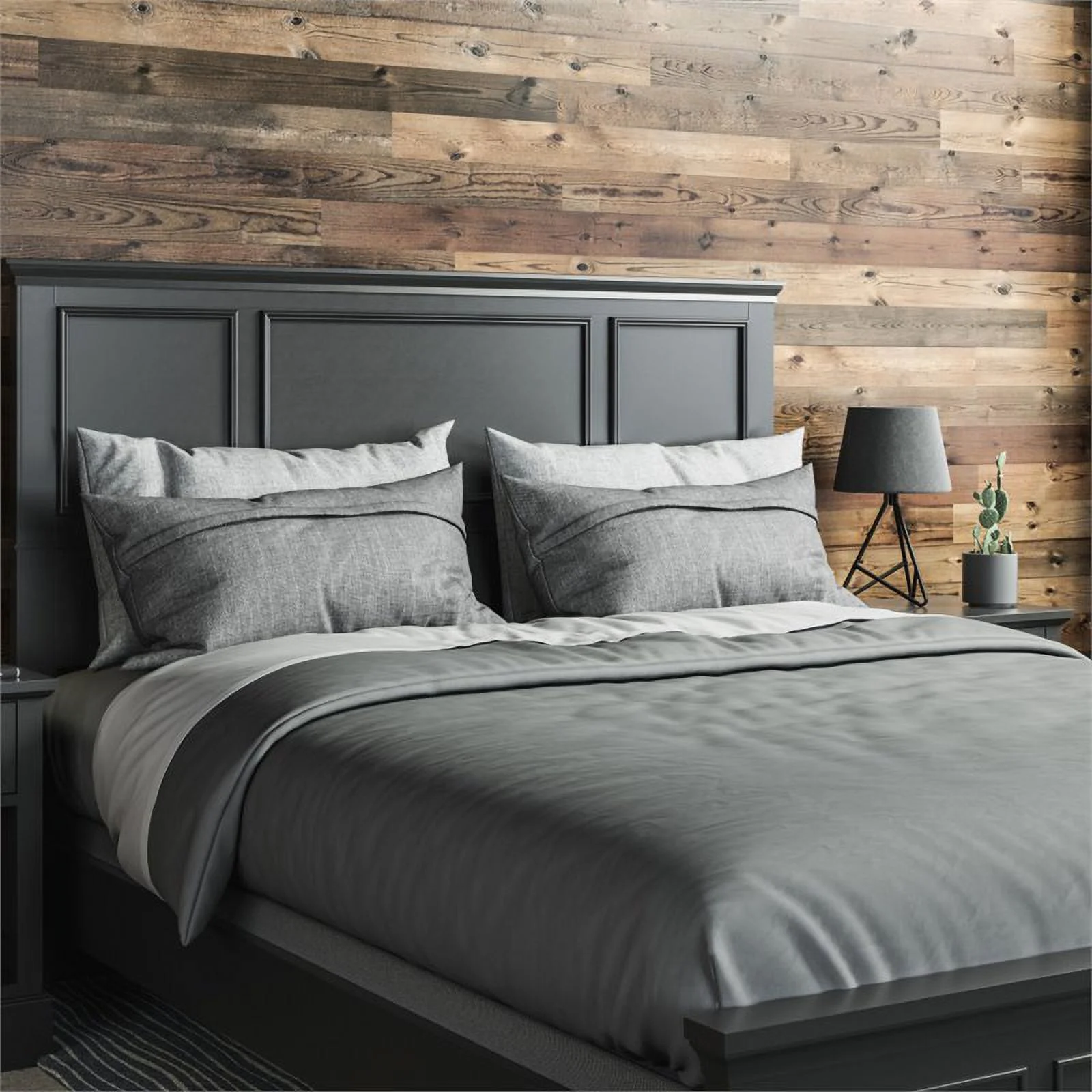 Pemberly Row Traditional styled Wood Queen Bed in Black Finish
